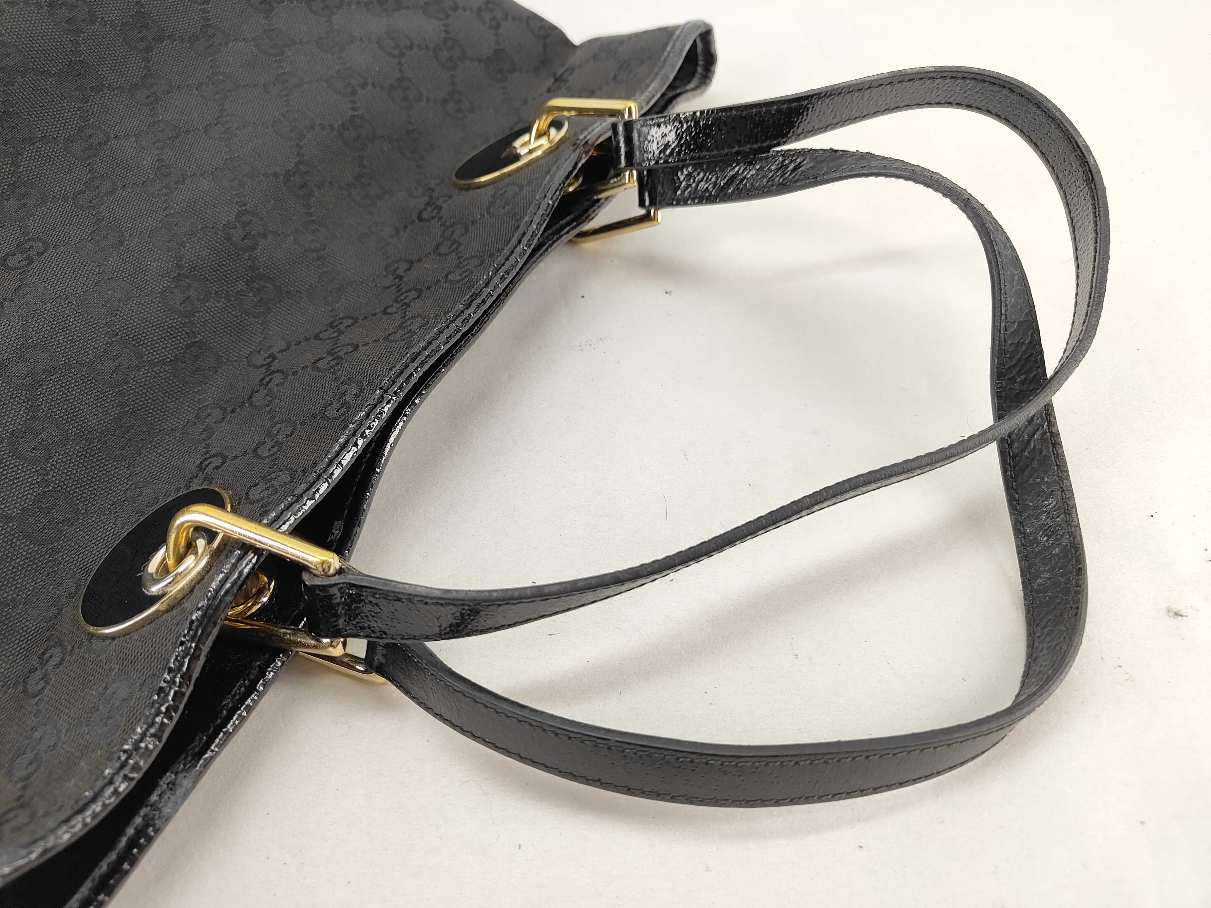 GG Canvas Gucci Tote Bag — view 4