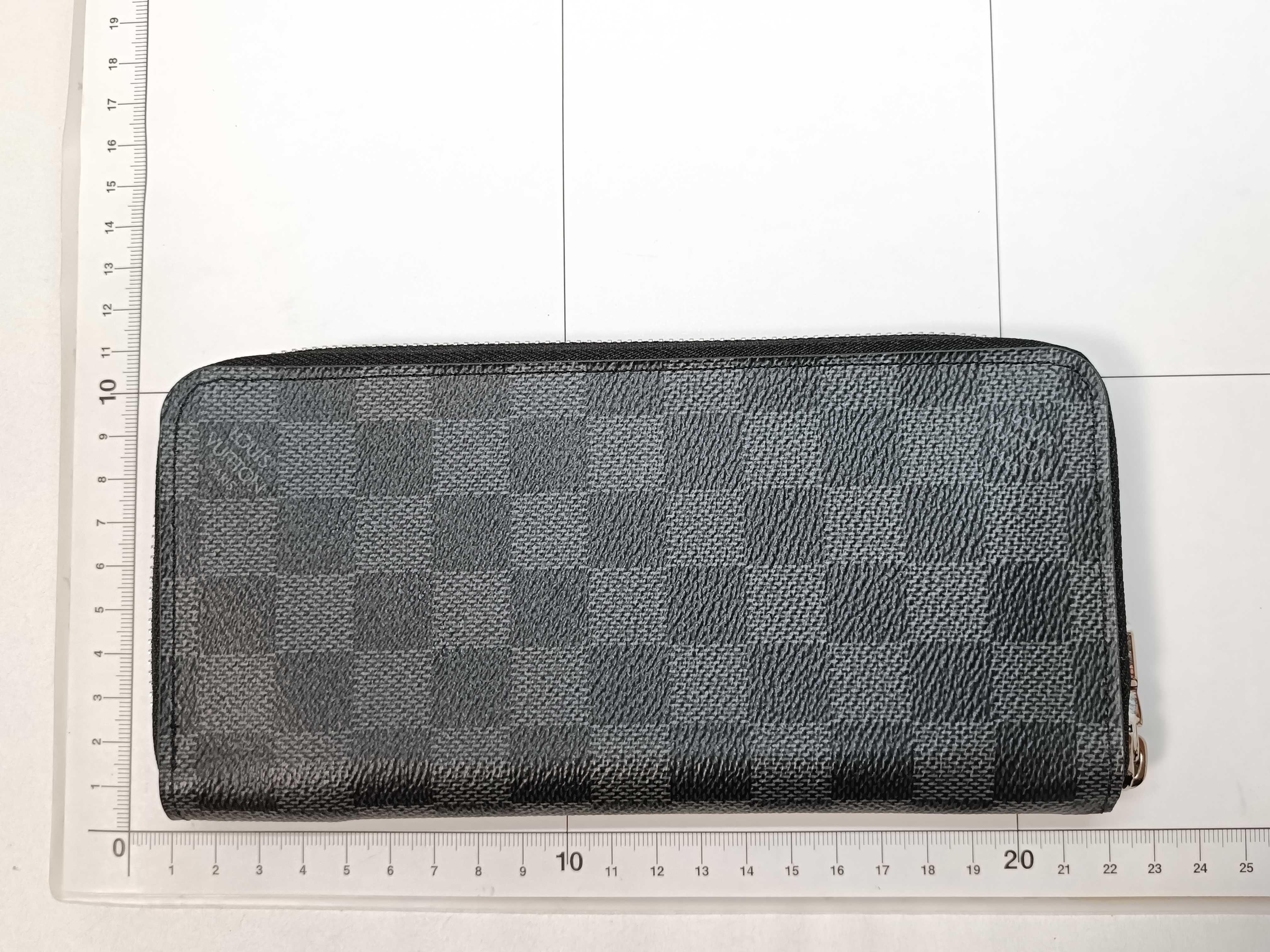 Damier Graphite Zippy Wallet Vertical — view 2