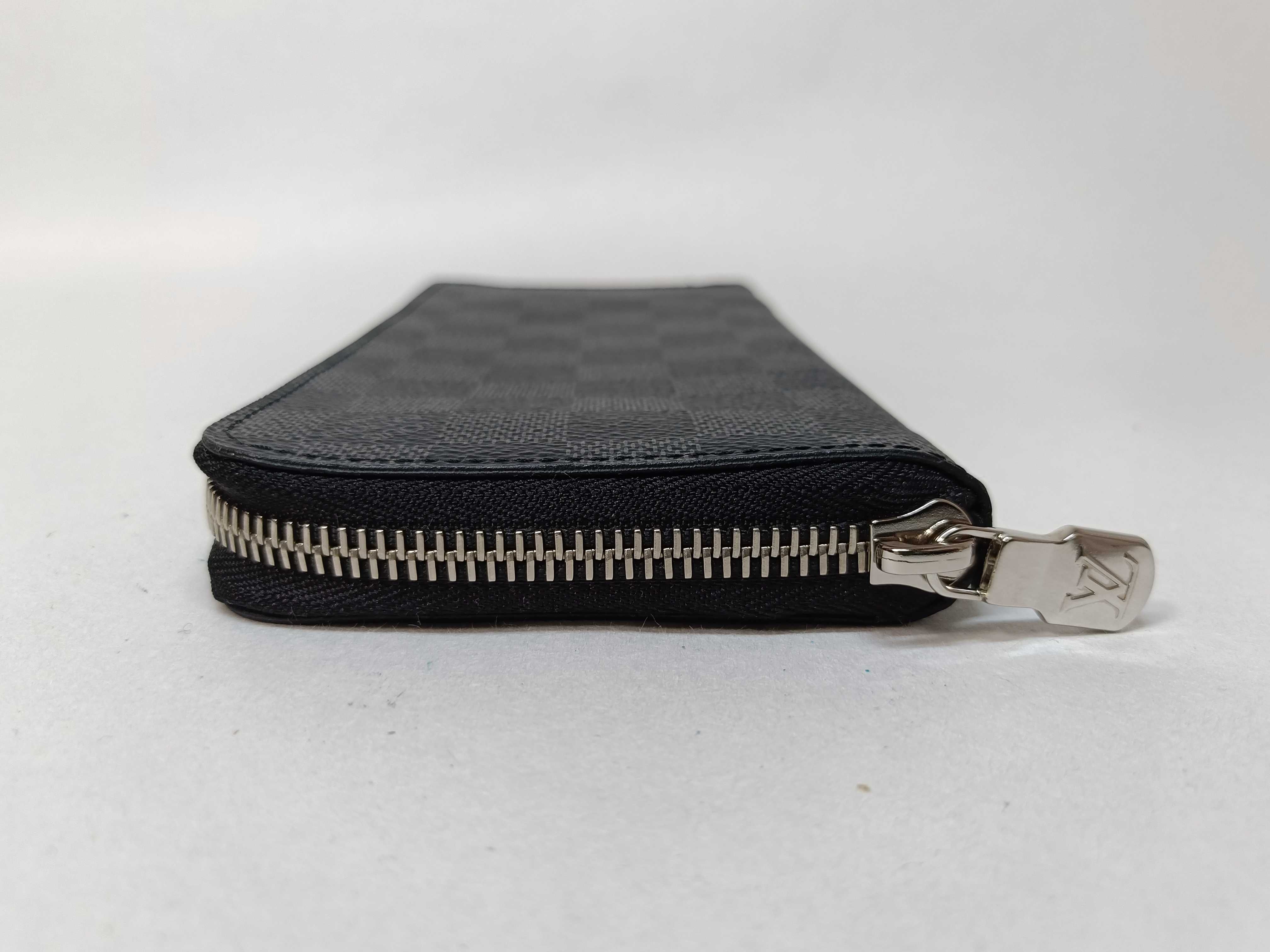 Damier Graphite Zippy Wallet Vertical — view 3