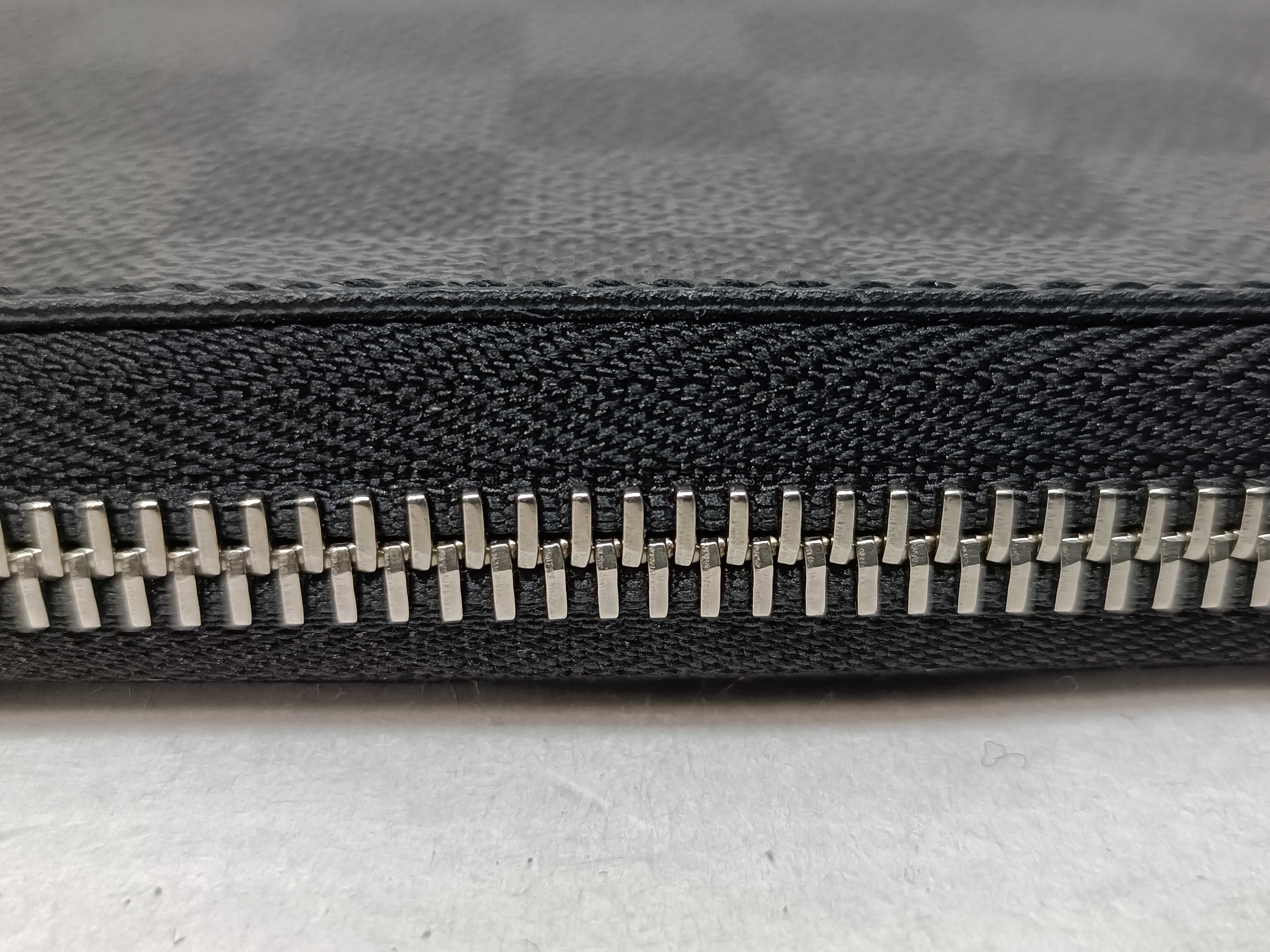 Damier Graphite Zippy Wallet Vertical — view 8
