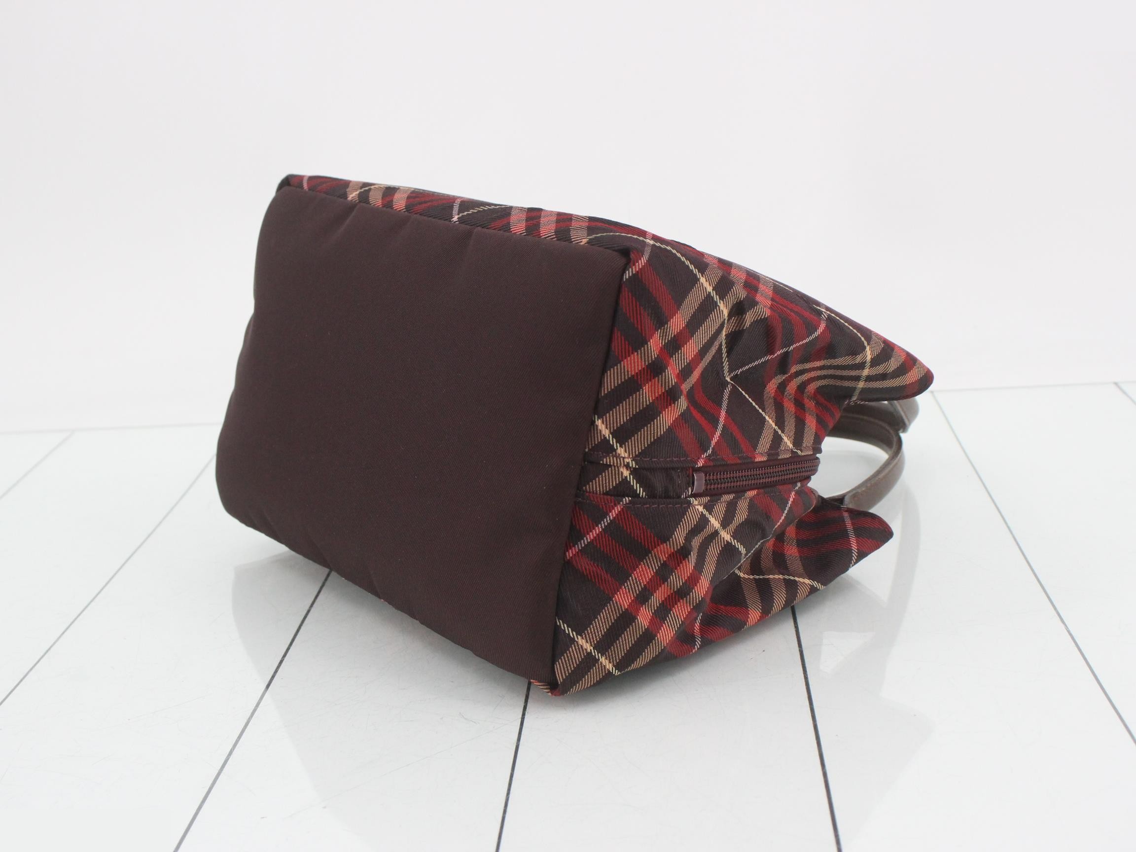 Nylon check pattern, W26 H17 D16 — view 6