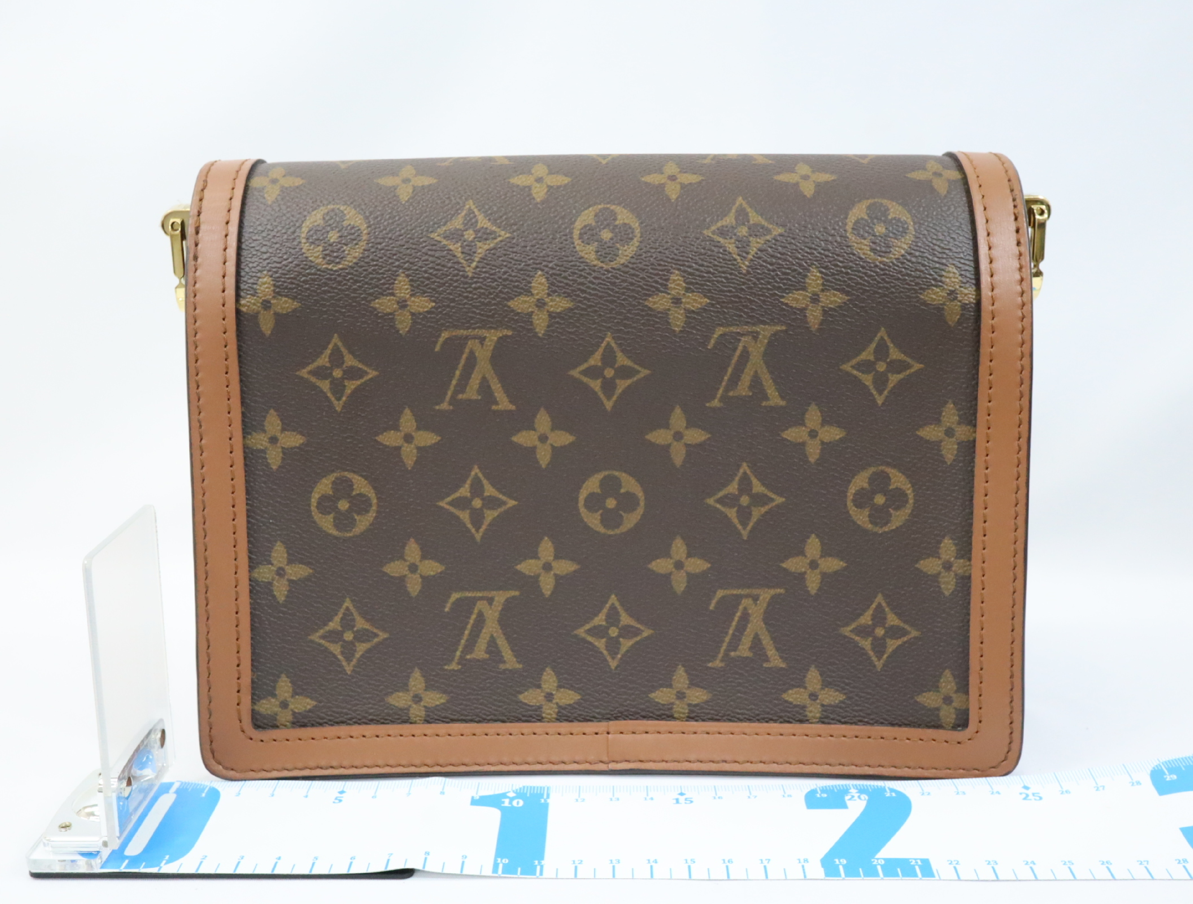 Monogram Reverse Dauphine MM M45958 Shoulder Bag (RFID detected) — view 2