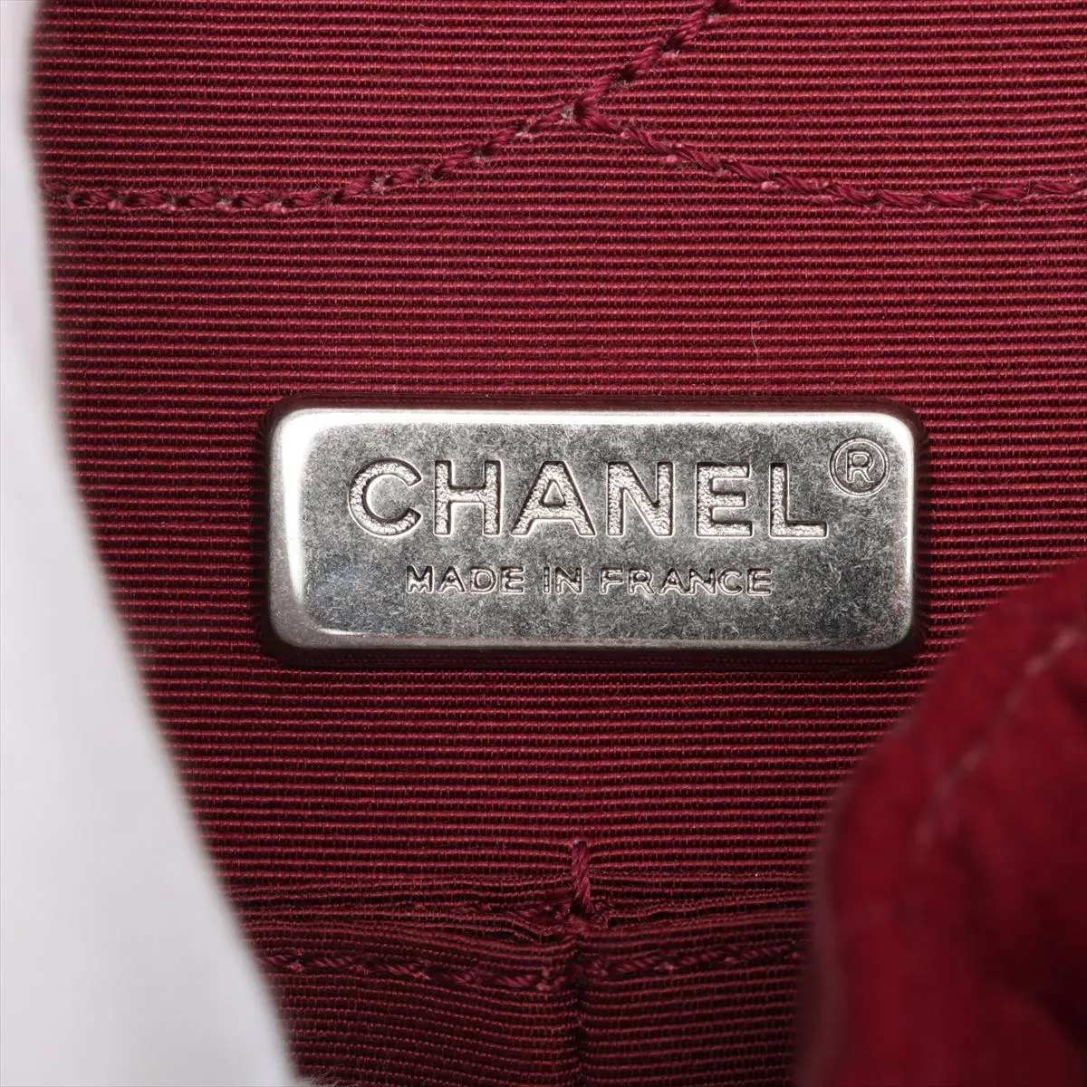 2.55 Wool Double Flap Double Chain Bag Icon Red Gunmetal Metal Fittings 21022991 21st SAMPLE — view 9