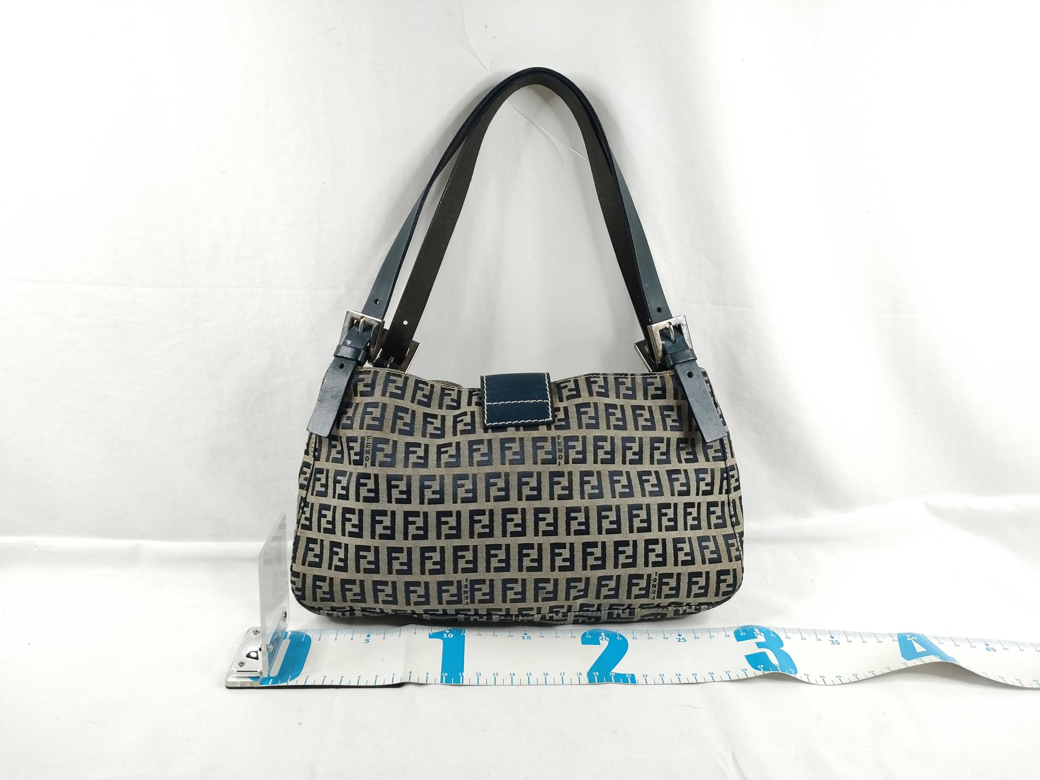Zucca Pattern HK - Vintage Baguette Zucca Canvas Leather Brown Shoulder Bag — view 2