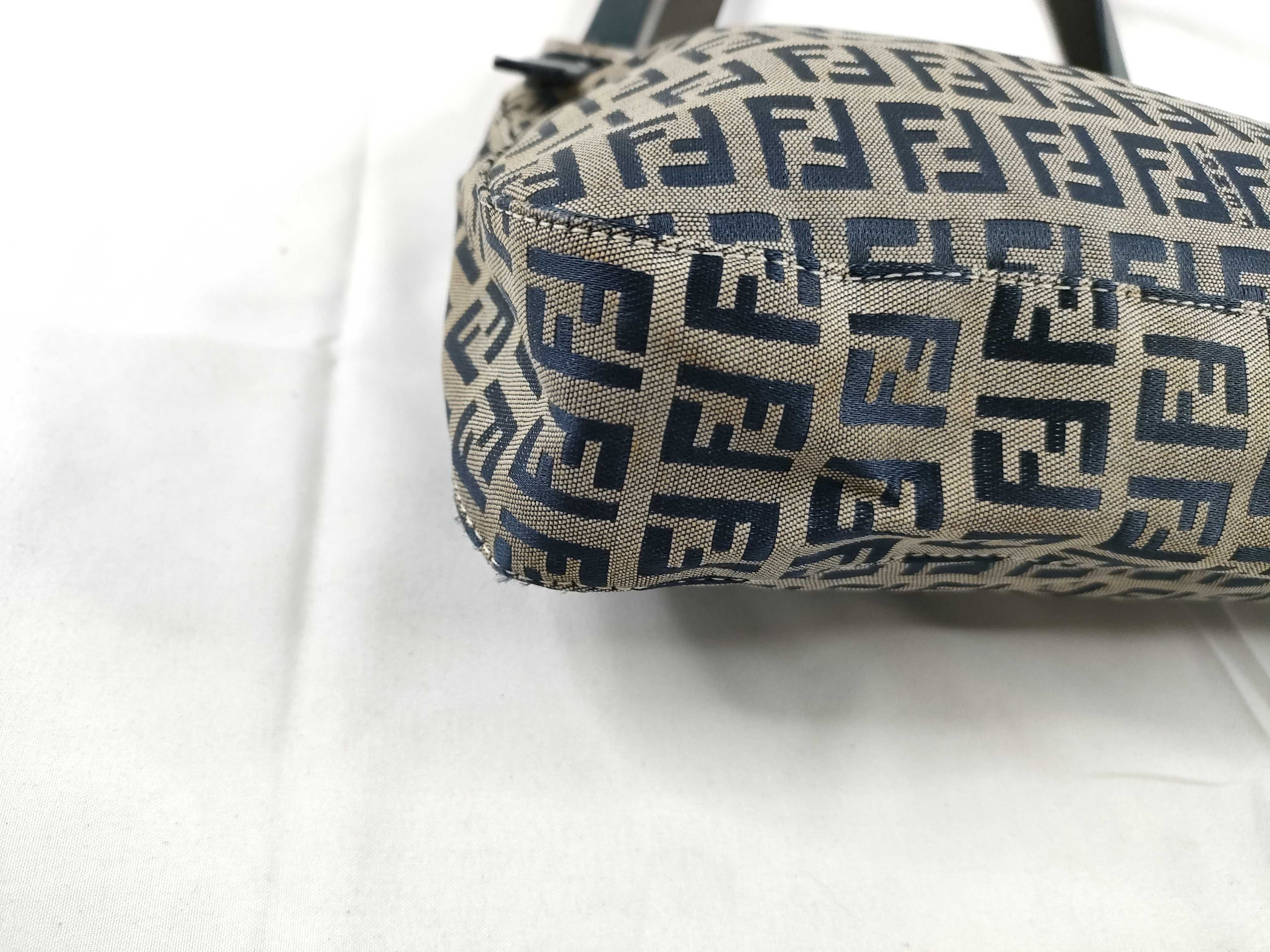 Zucca Pattern HK - Vintage Baguette Zucca Canvas Leather Brown Shoulder Bag — view 3