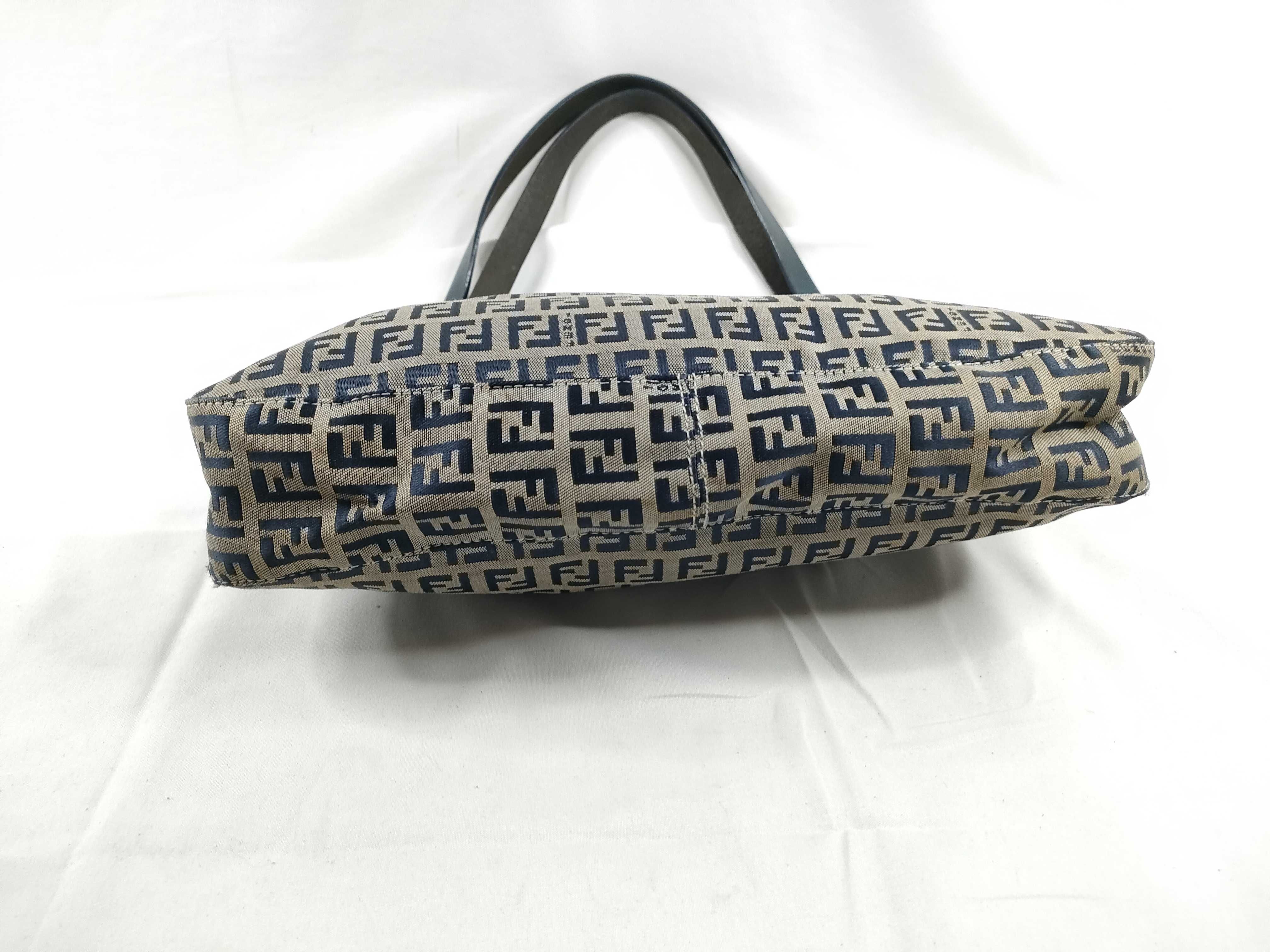 Zucca Pattern HK - Vintage Baguette Zucca Canvas Leather Brown Shoulder Bag — view 4