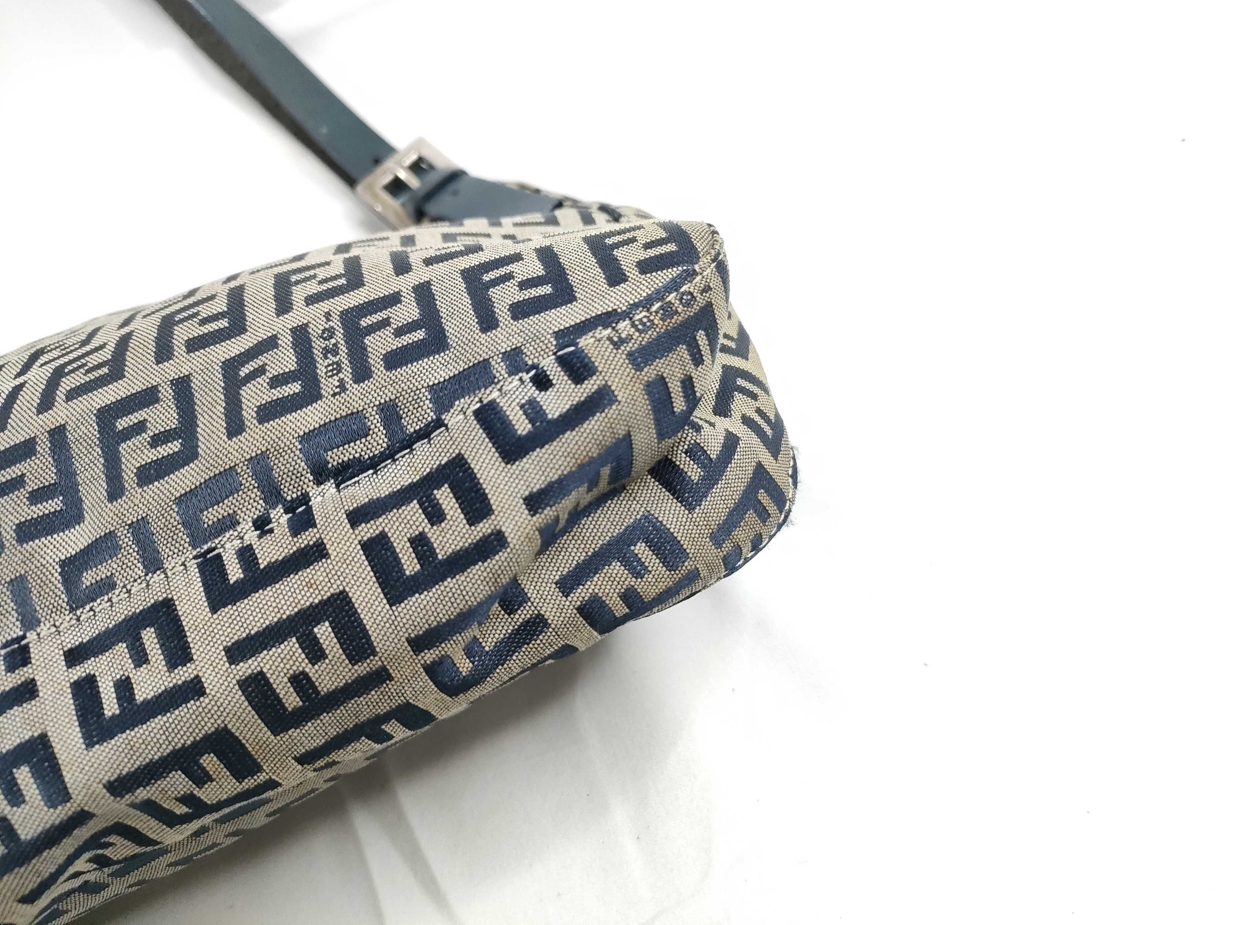 Zucca Pattern HK - Vintage Baguette Zucca Canvas Leather Brown Shoulder Bag — view 5