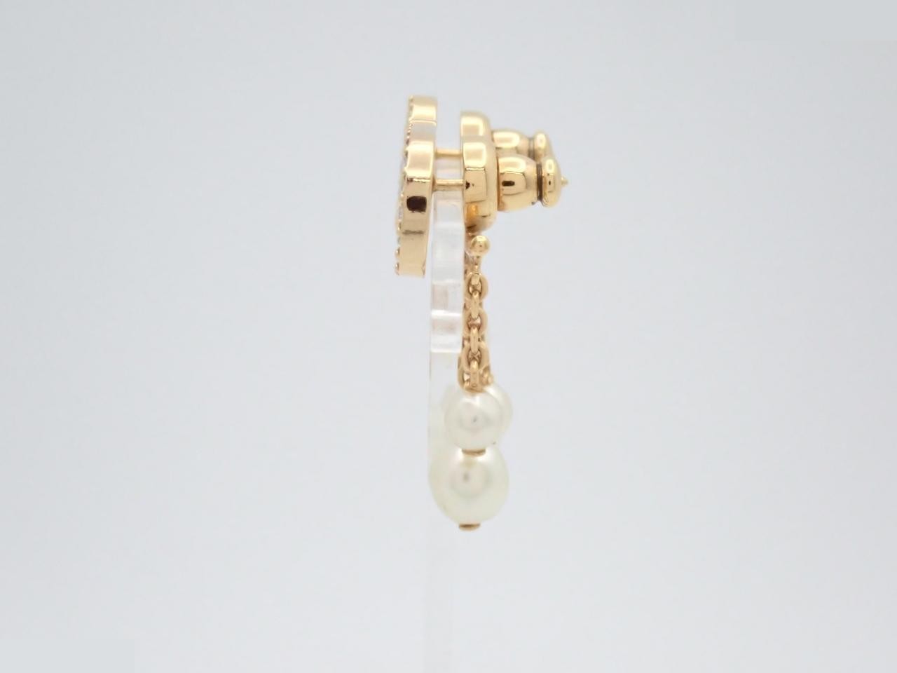 Gold earrings — view 3