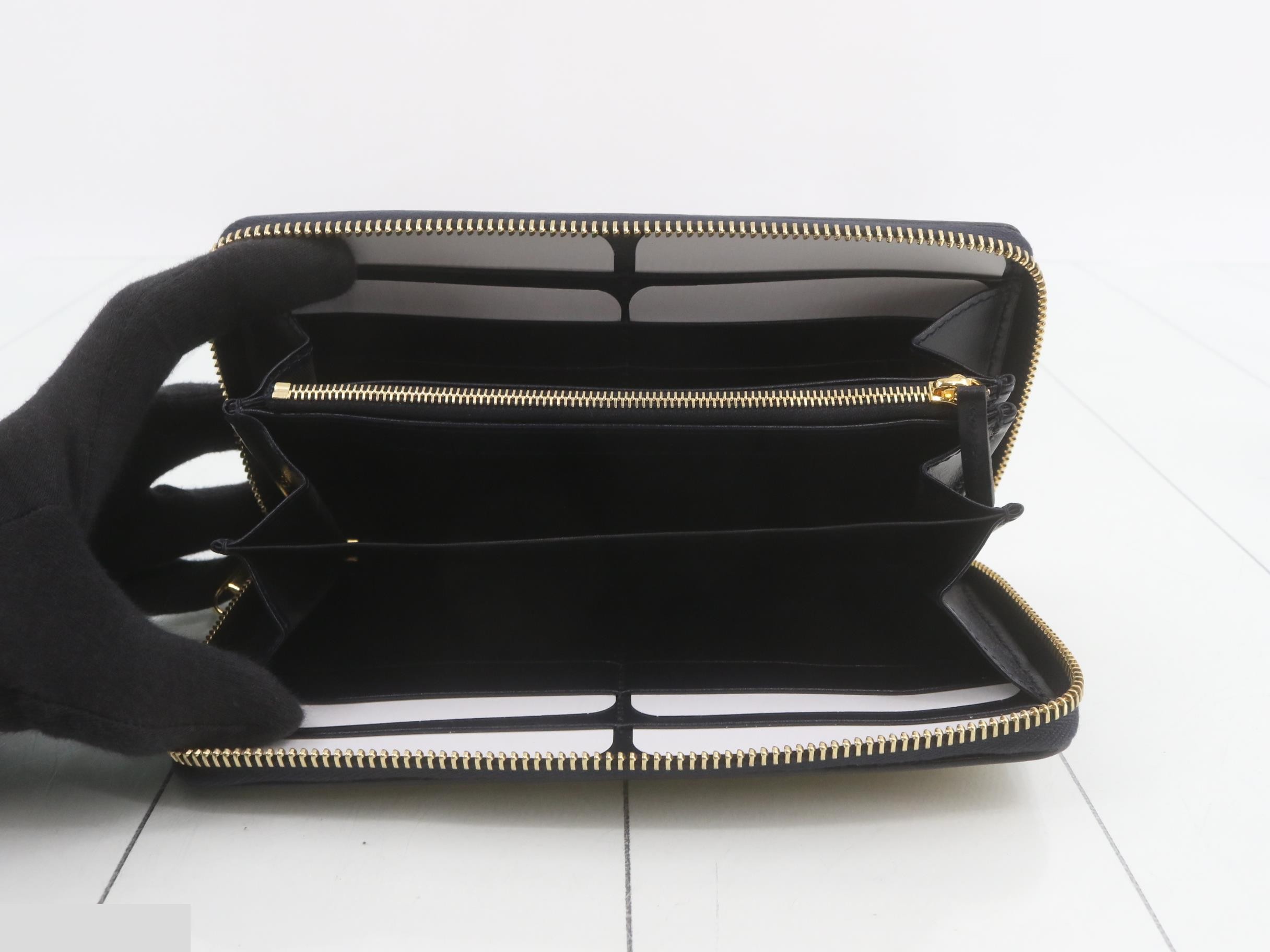 Horsebit 1955 Long Round Zip Wallet — view 4