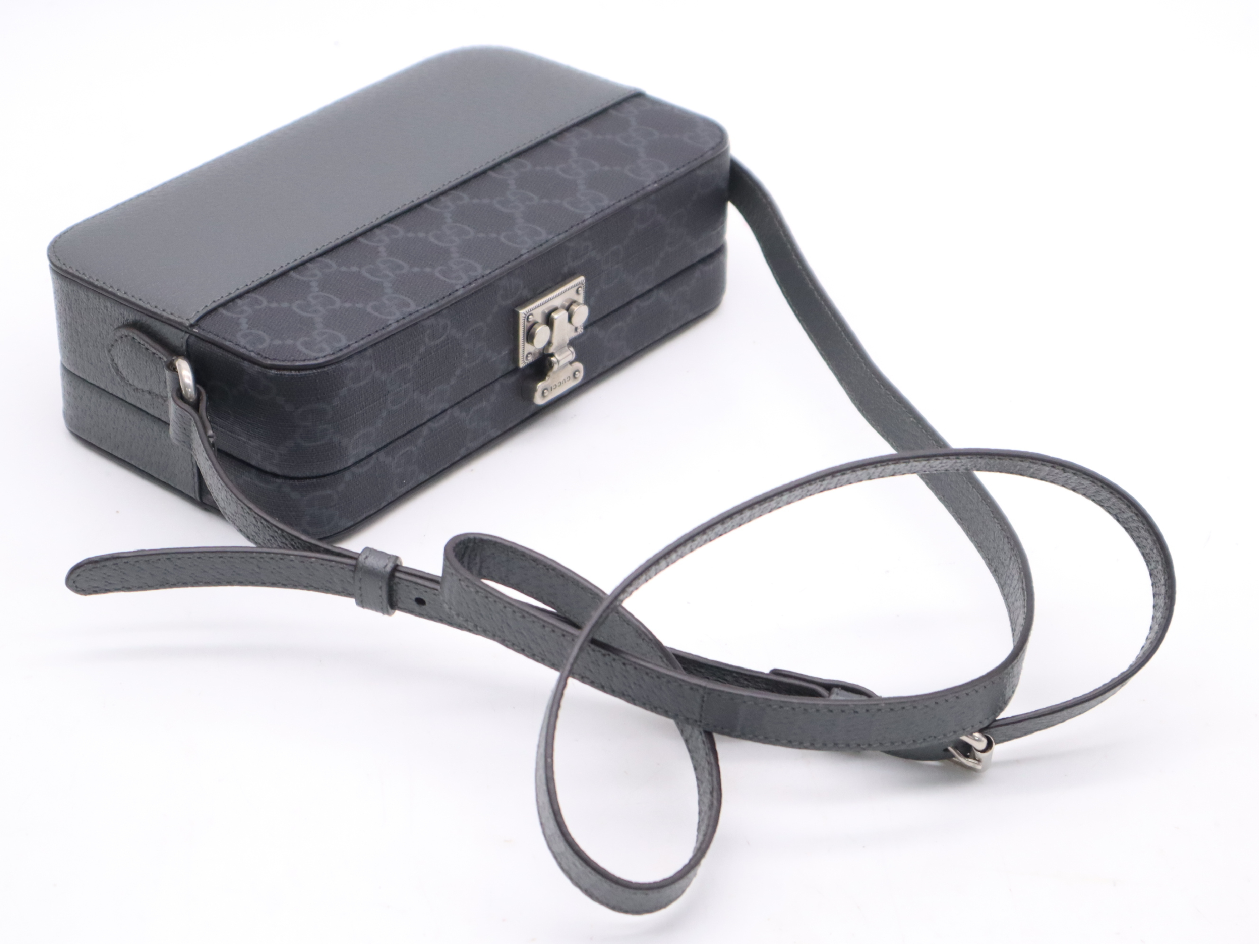 725341 PVC x Leather GG Supreme Cutout Interlocking G Shoulder Bag, Gray, Silver Hardware, with Dust Bag and Box. — view 6