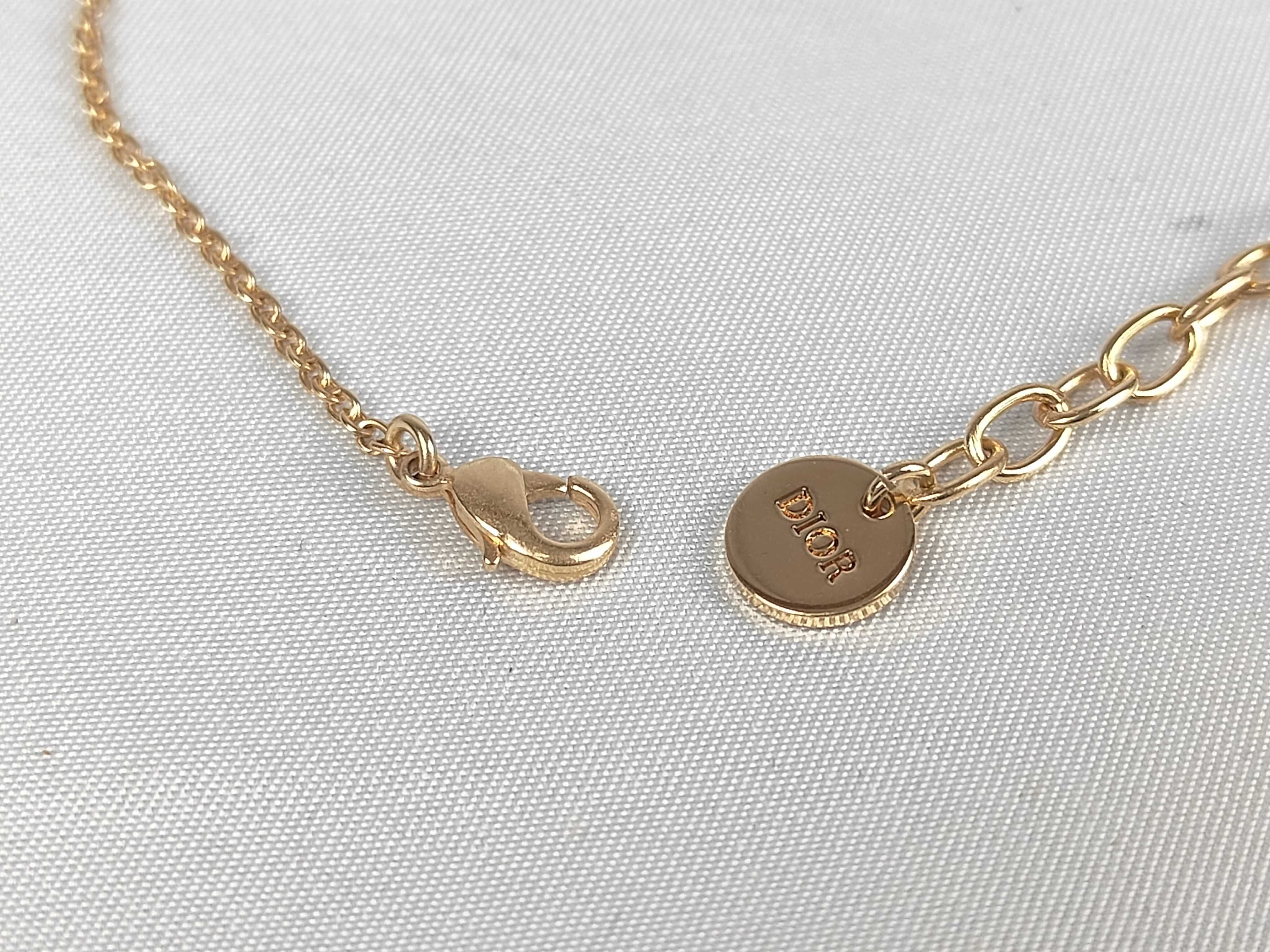 Flower Motif Pearl Necklace — view 7