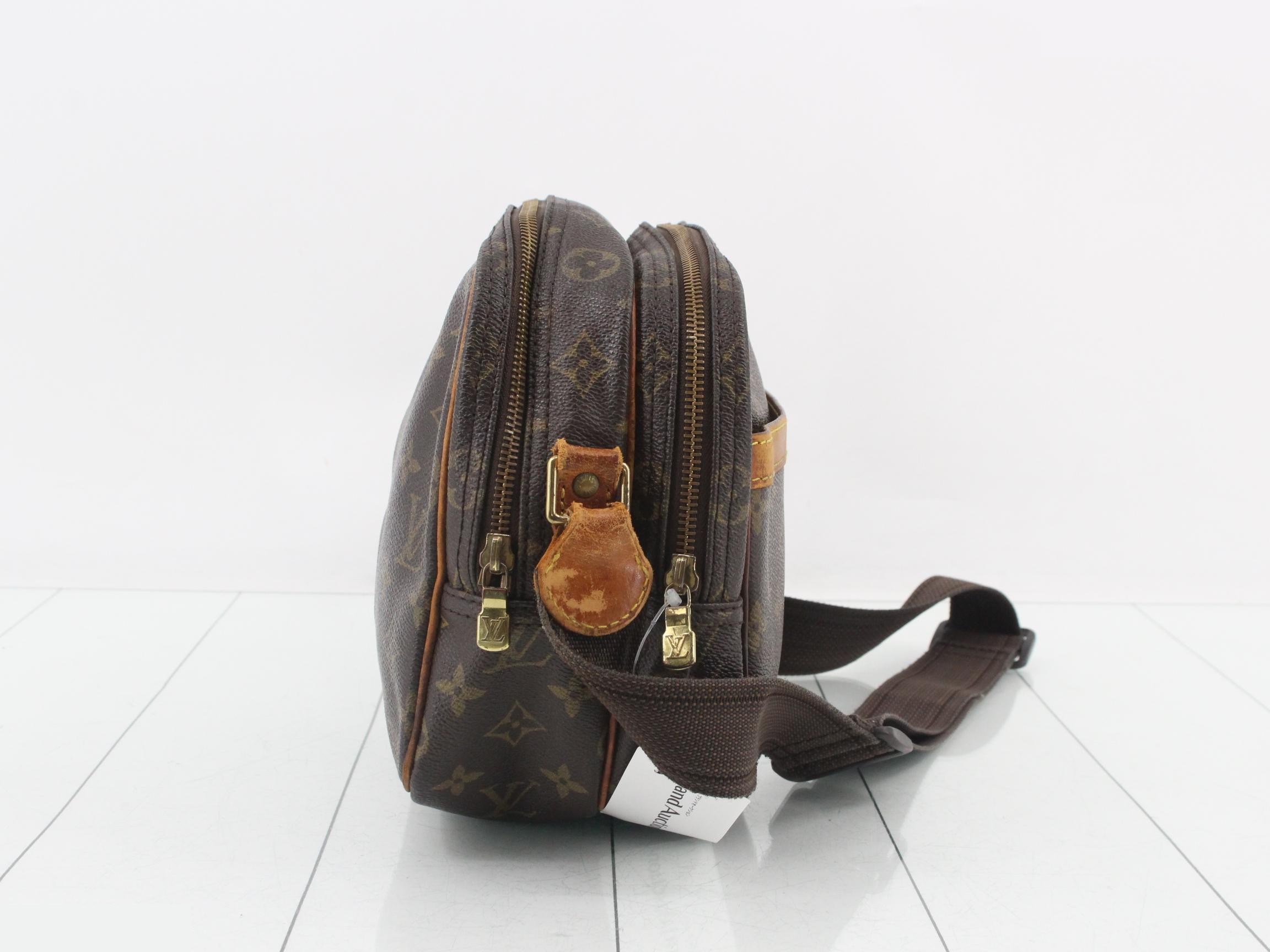 M45254 LV Monogram Reporter PM — view 4