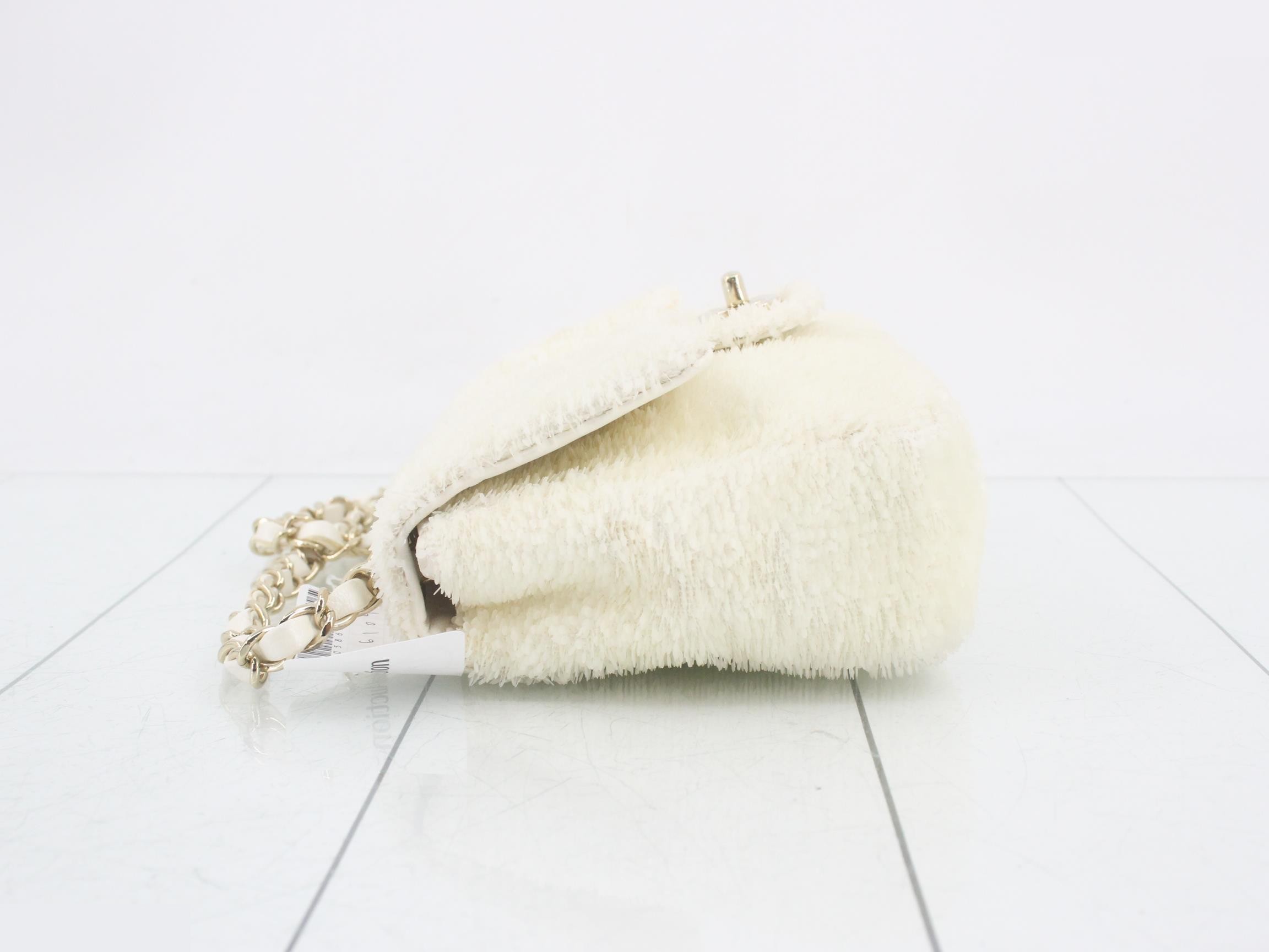 Sequined turn-lock chain shoulder bag, ivory — view 4