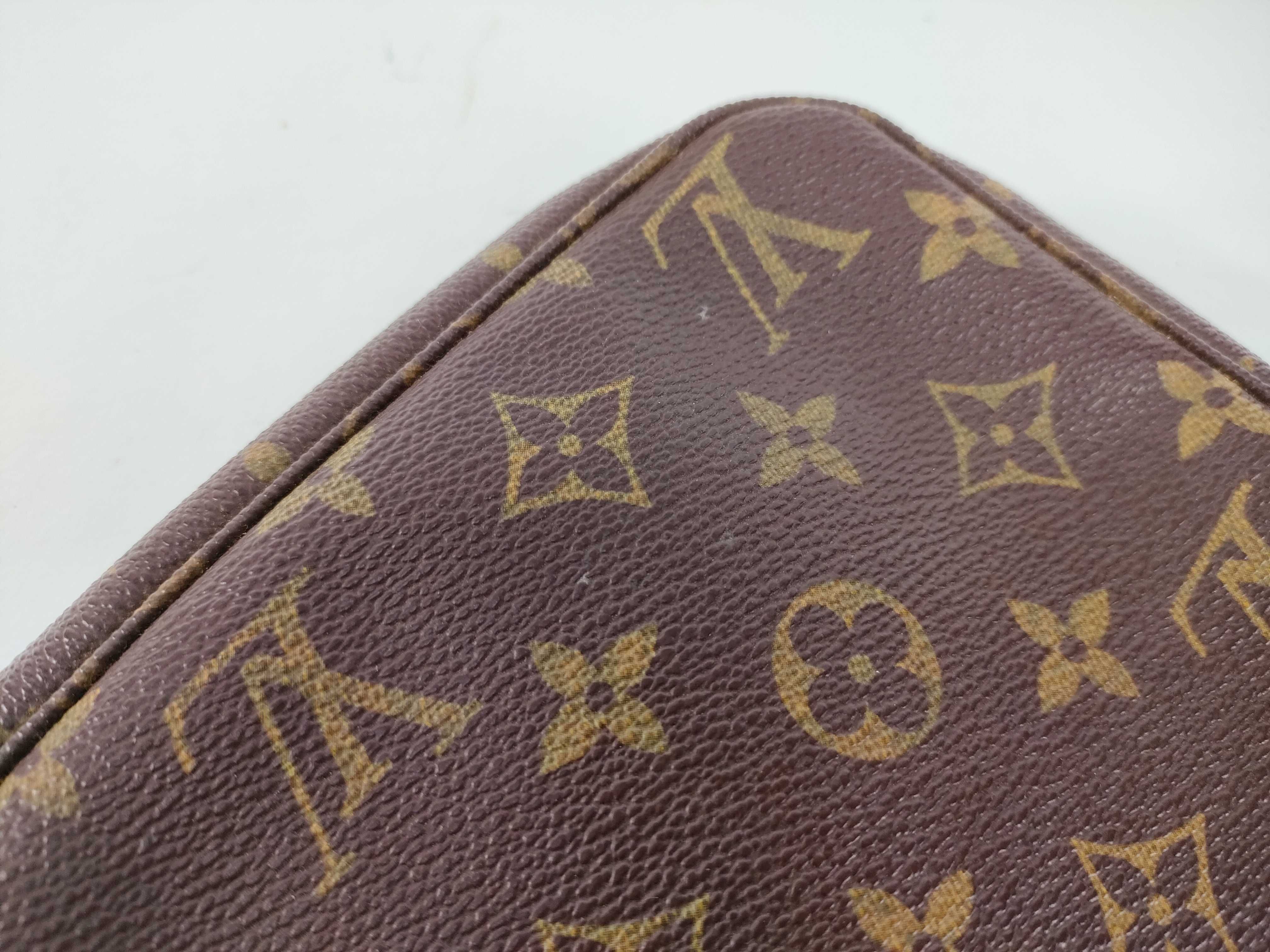 Monogram / Monogram / Pochette Accessoires (Old Model) — view 13