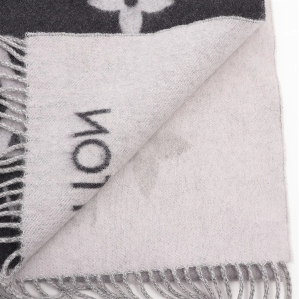 M76336 Escharp Reykjavik Gradient AB1221 Muffler Cashmere Gray Scratching Fuzzing — view 2