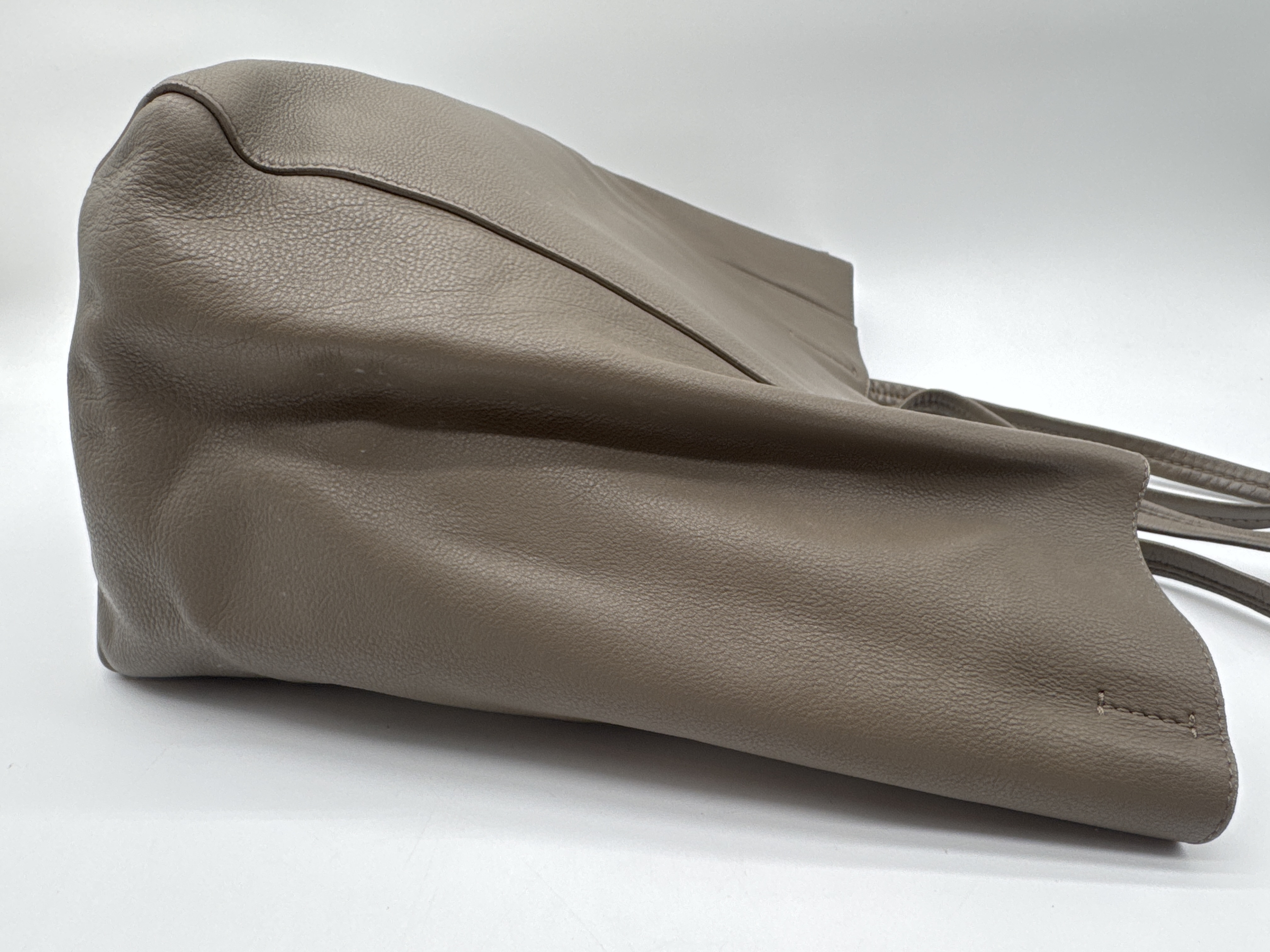 Cabas Phantom Greige Tote Bag — view 3