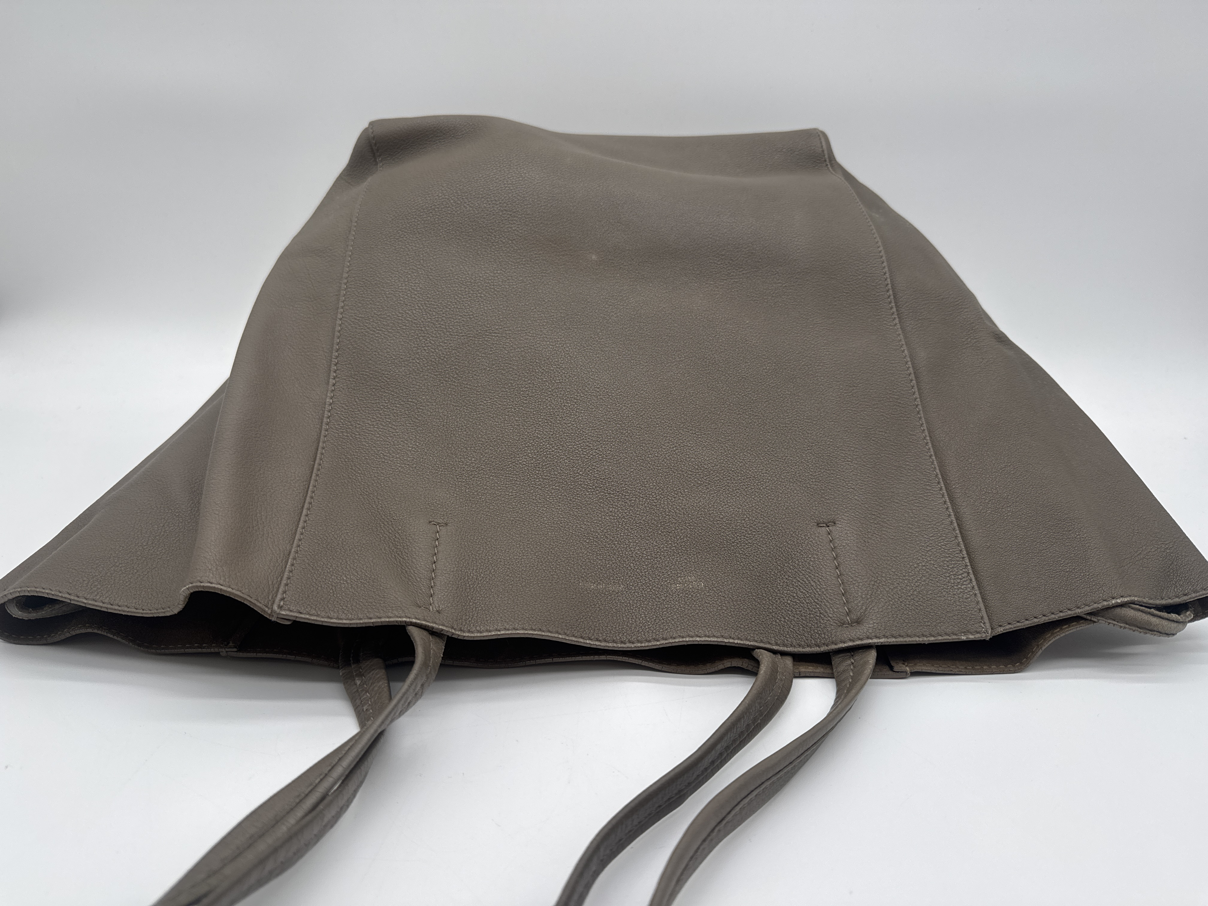 Cabas Phantom Greige Tote Bag — view 5