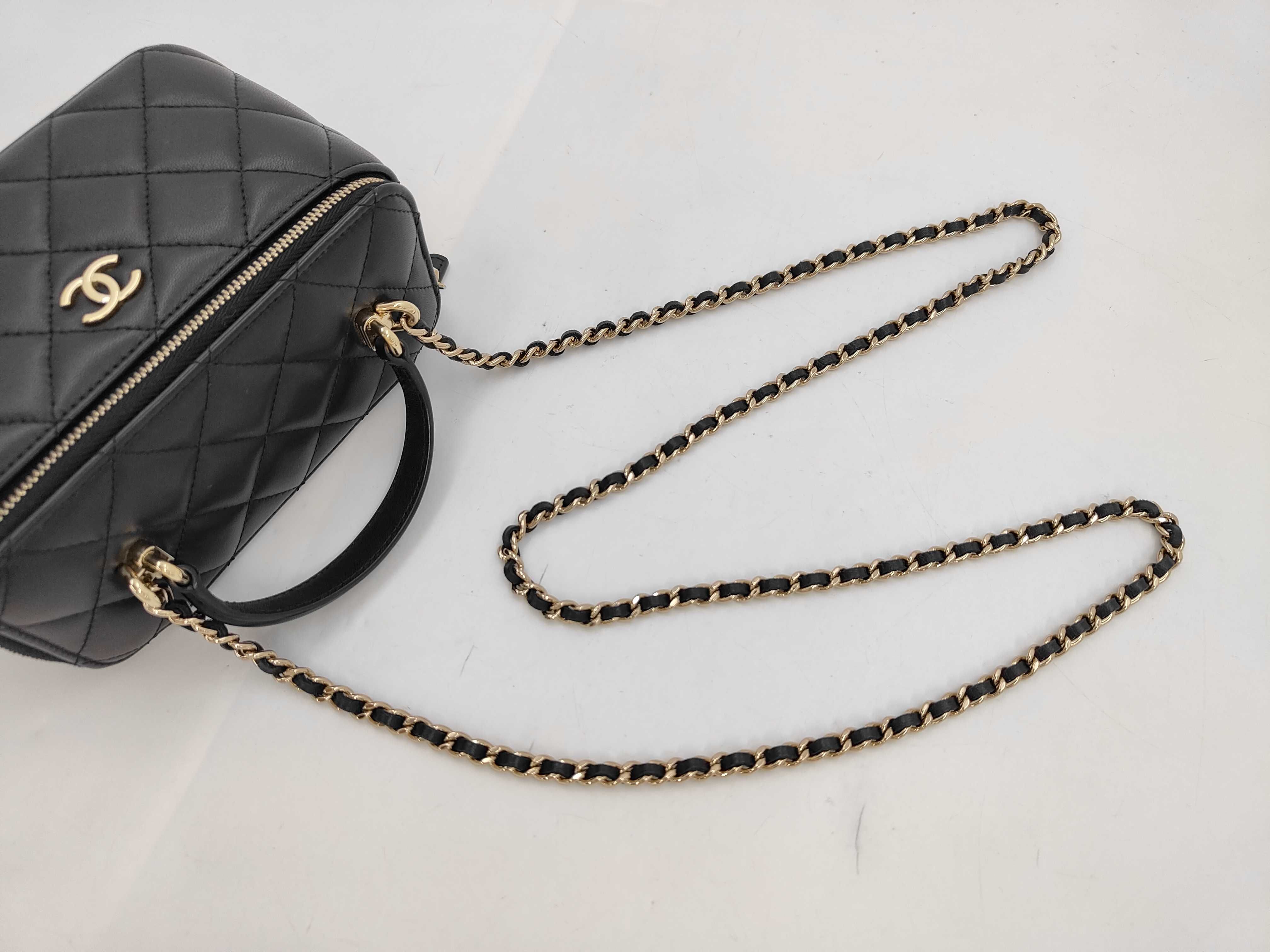 Matelassé Vanity Case Shoulder Bag — view 5