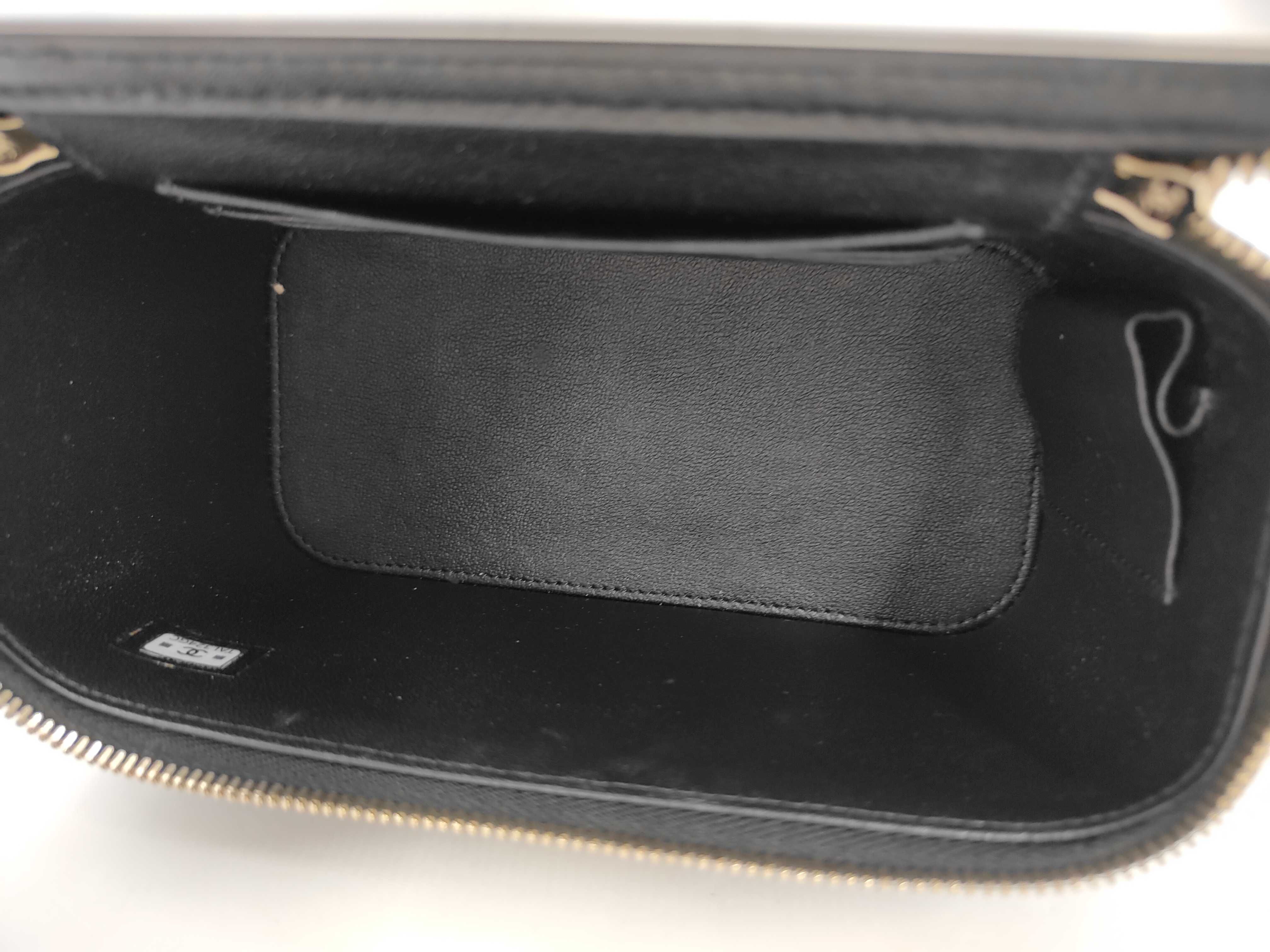 Matelassé Vanity Case Shoulder Bag — view 9