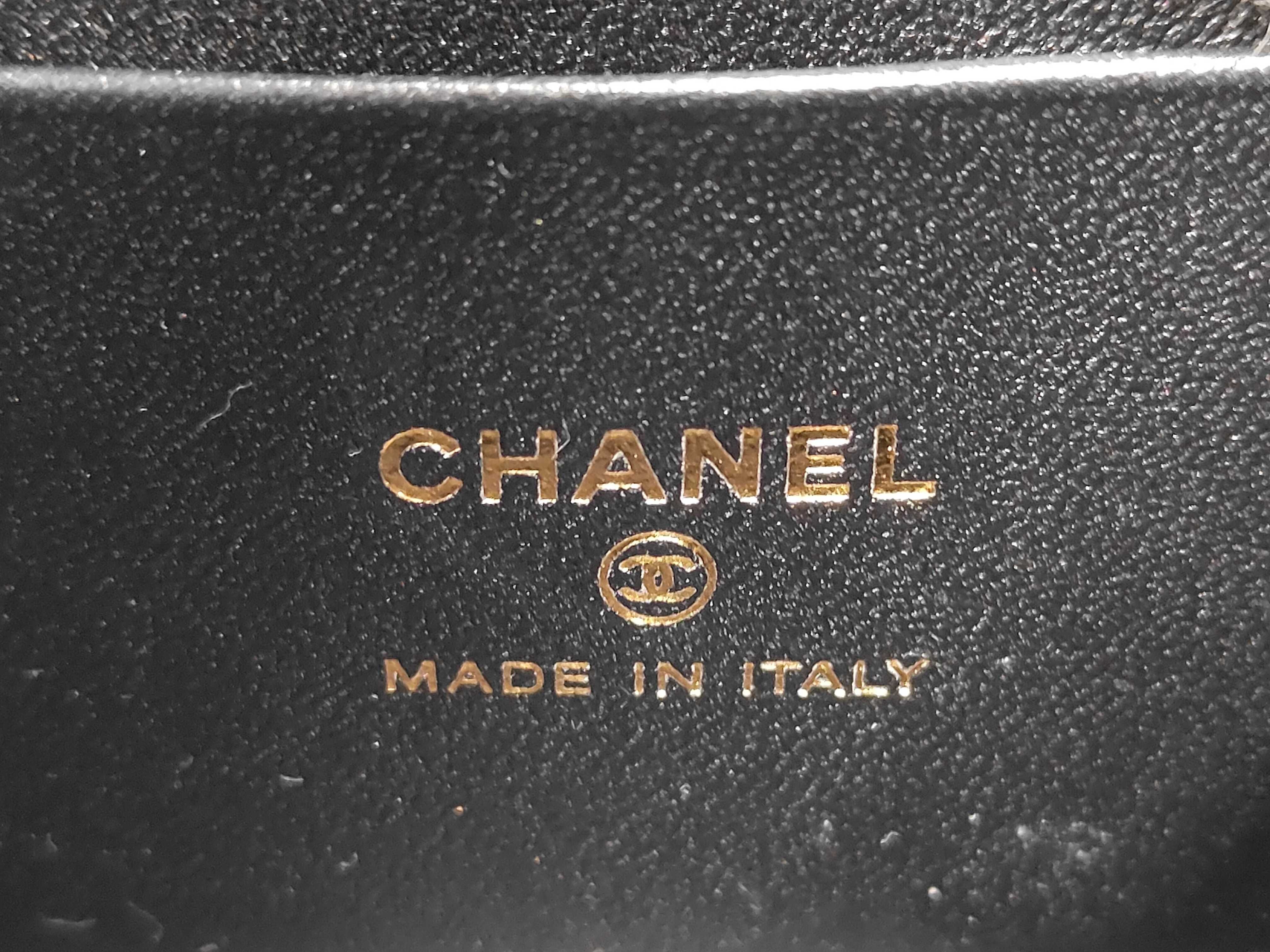 Matelassé Vanity Case Shoulder Bag — view 10