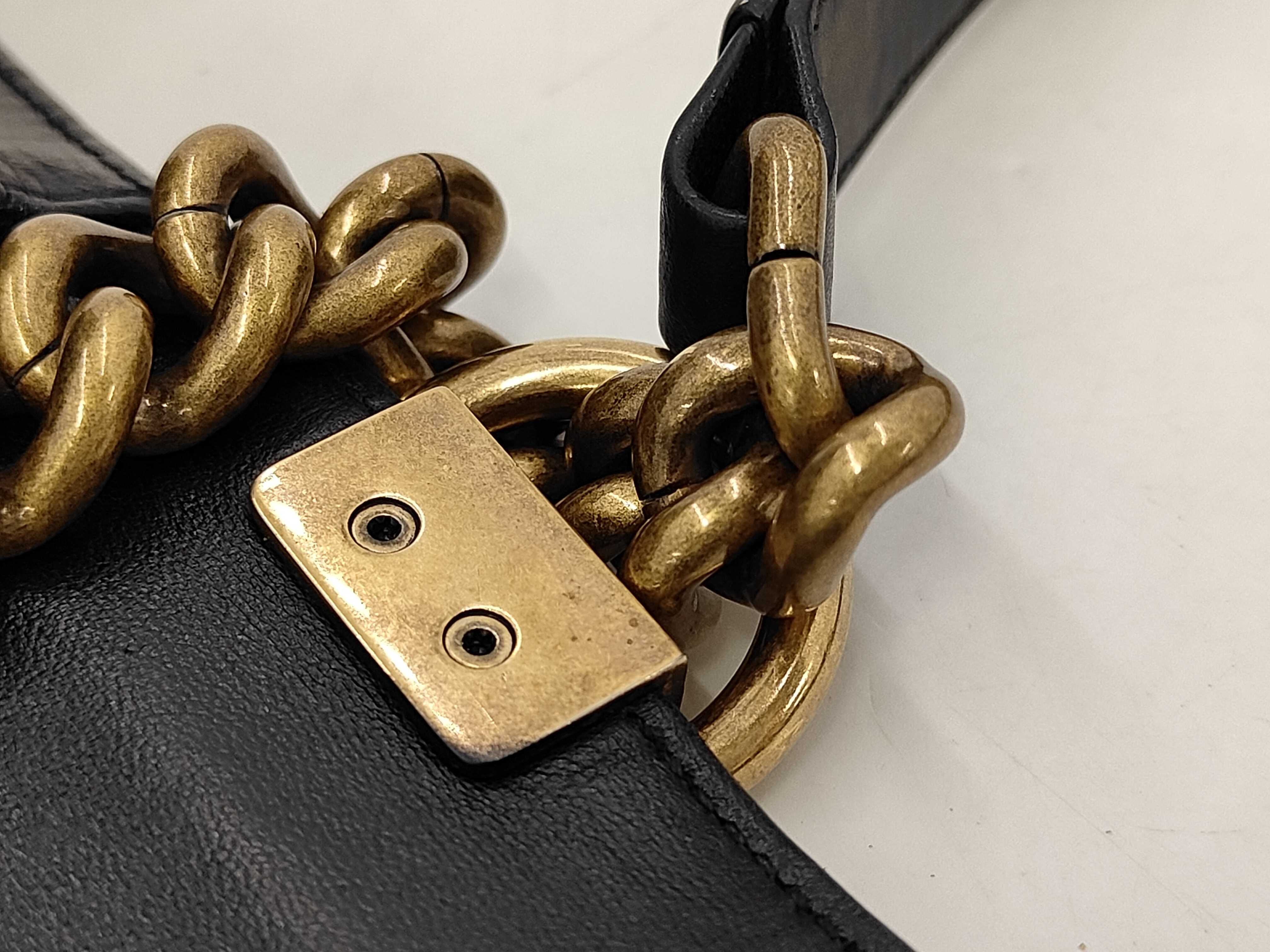 Boy Chanel Shoulder Bag — view 11