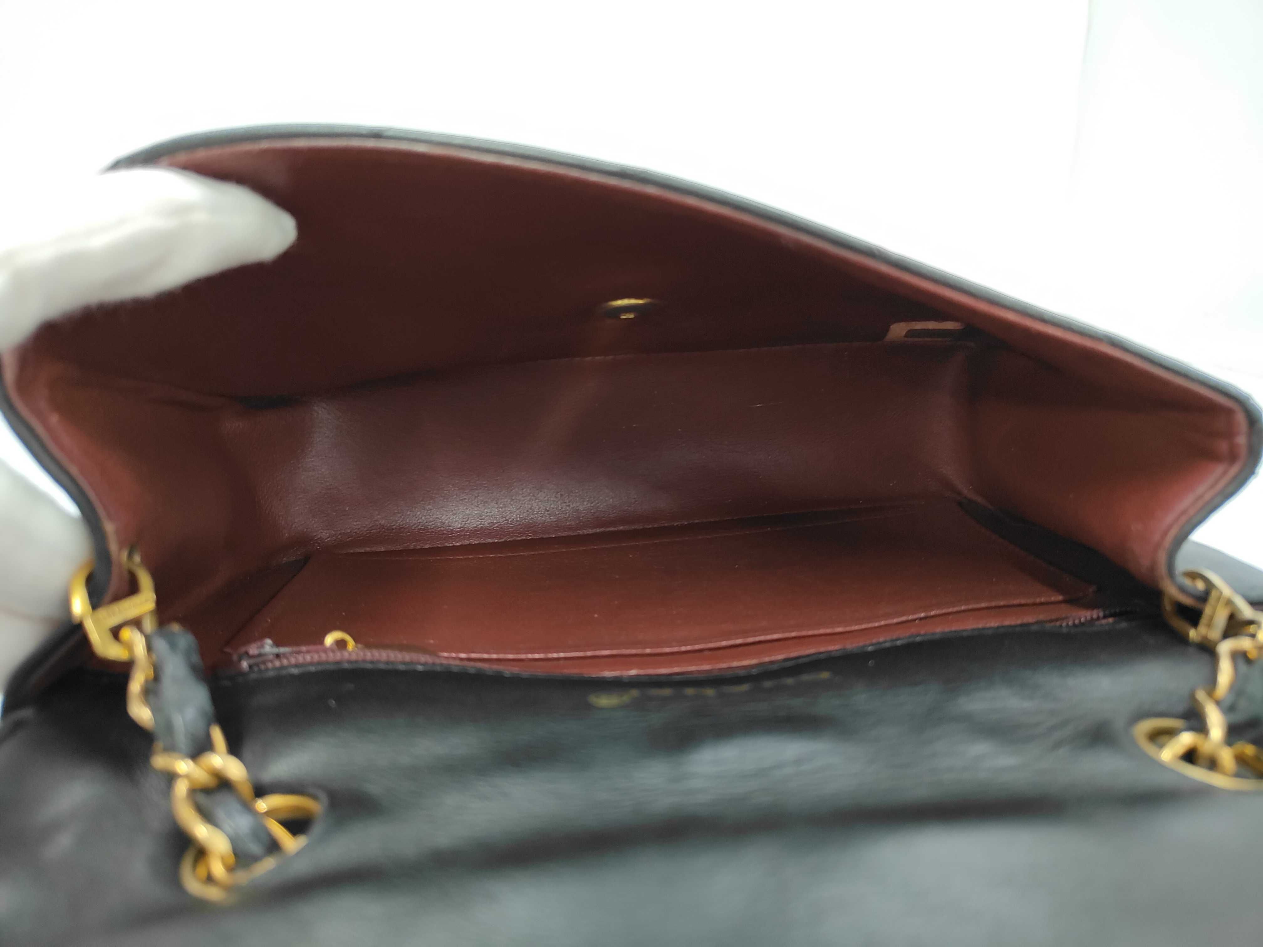 Diana Matelassé Black Gold Shoulder Bag — view 8