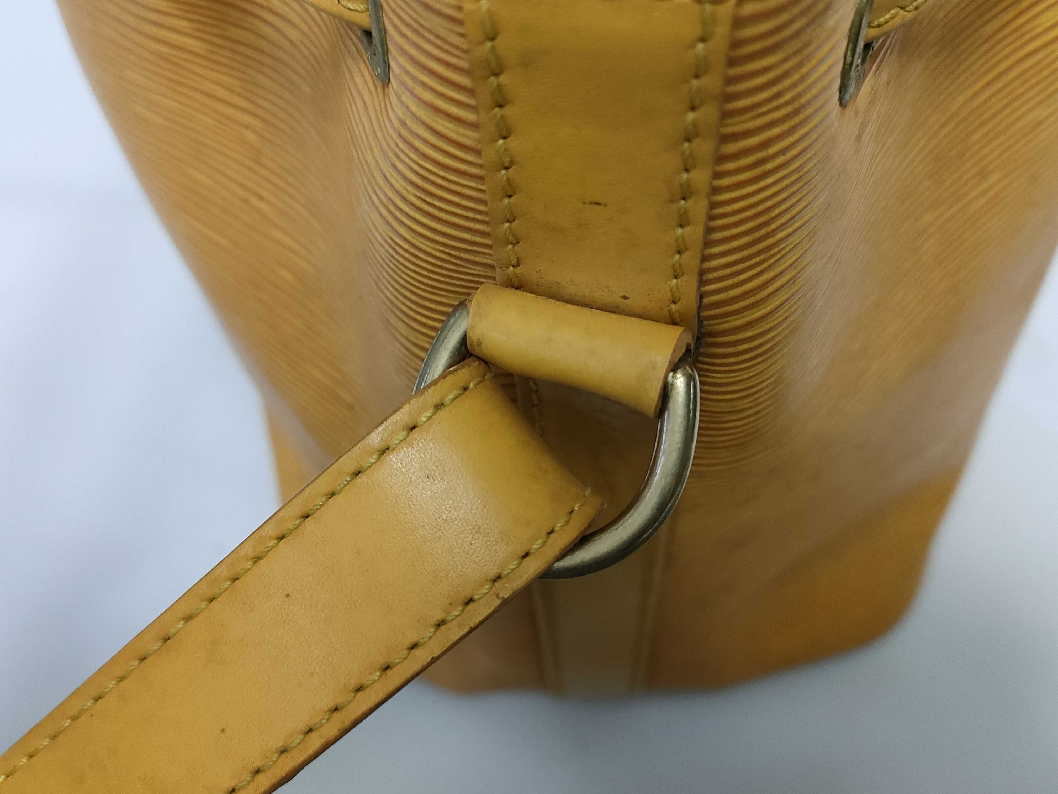 Epi Petit Noé M44109 AR0954 Yellow Shoulder Bag — view 5