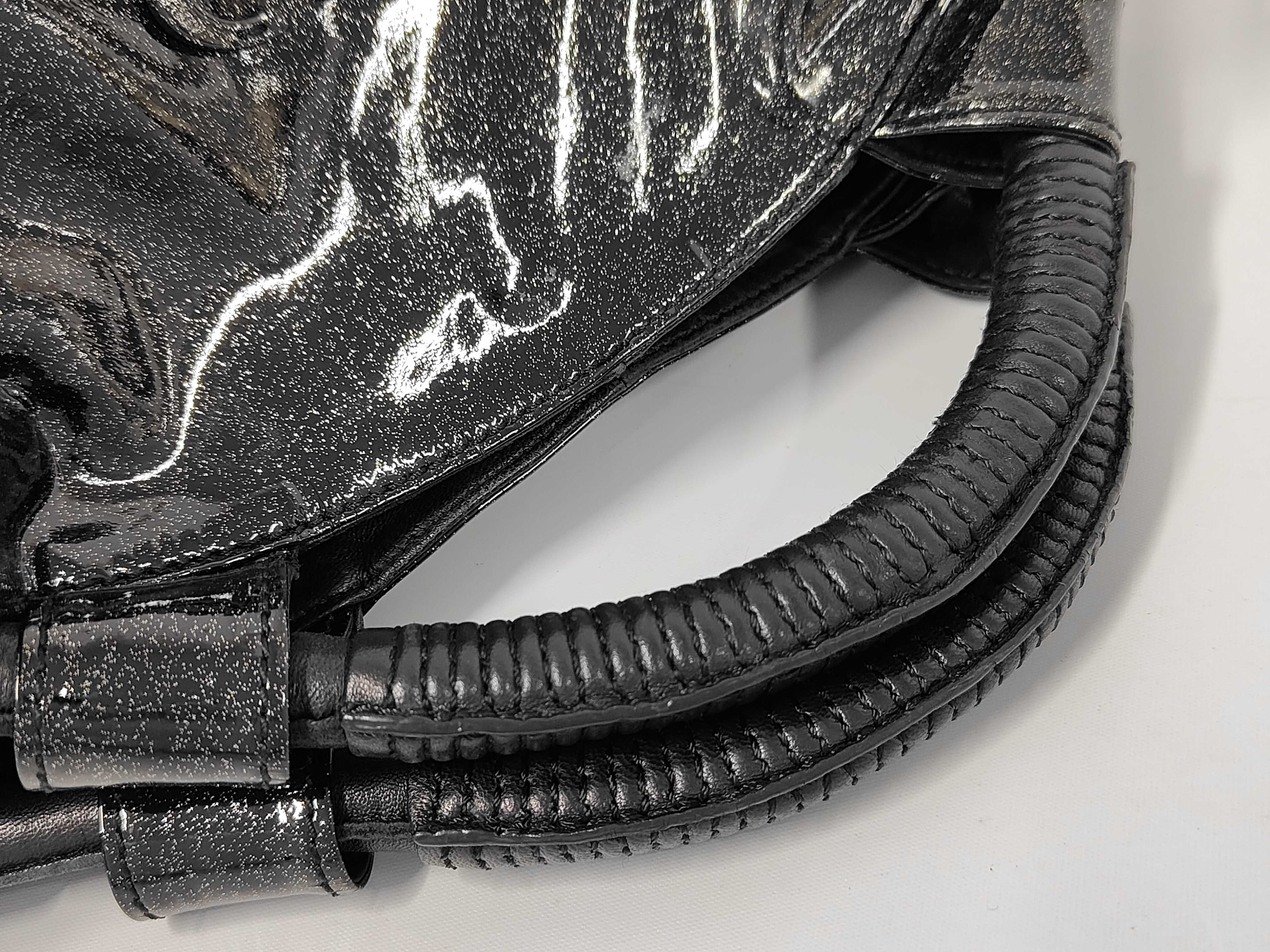 handbag — view 3