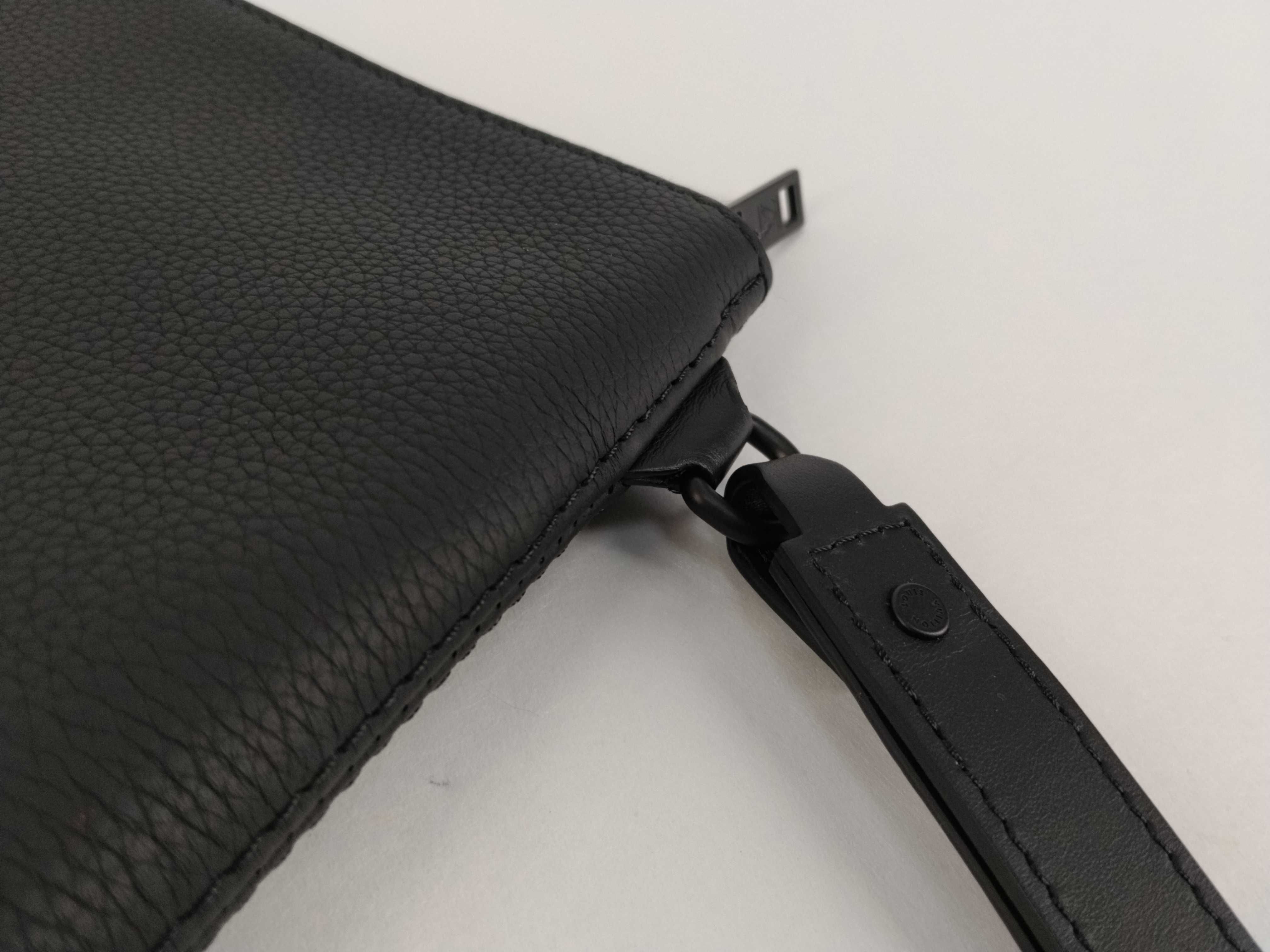 Takeoff Pouch Aerogram Noir Second Bag M69837 Accessories: Dust bag Second bag — view 5