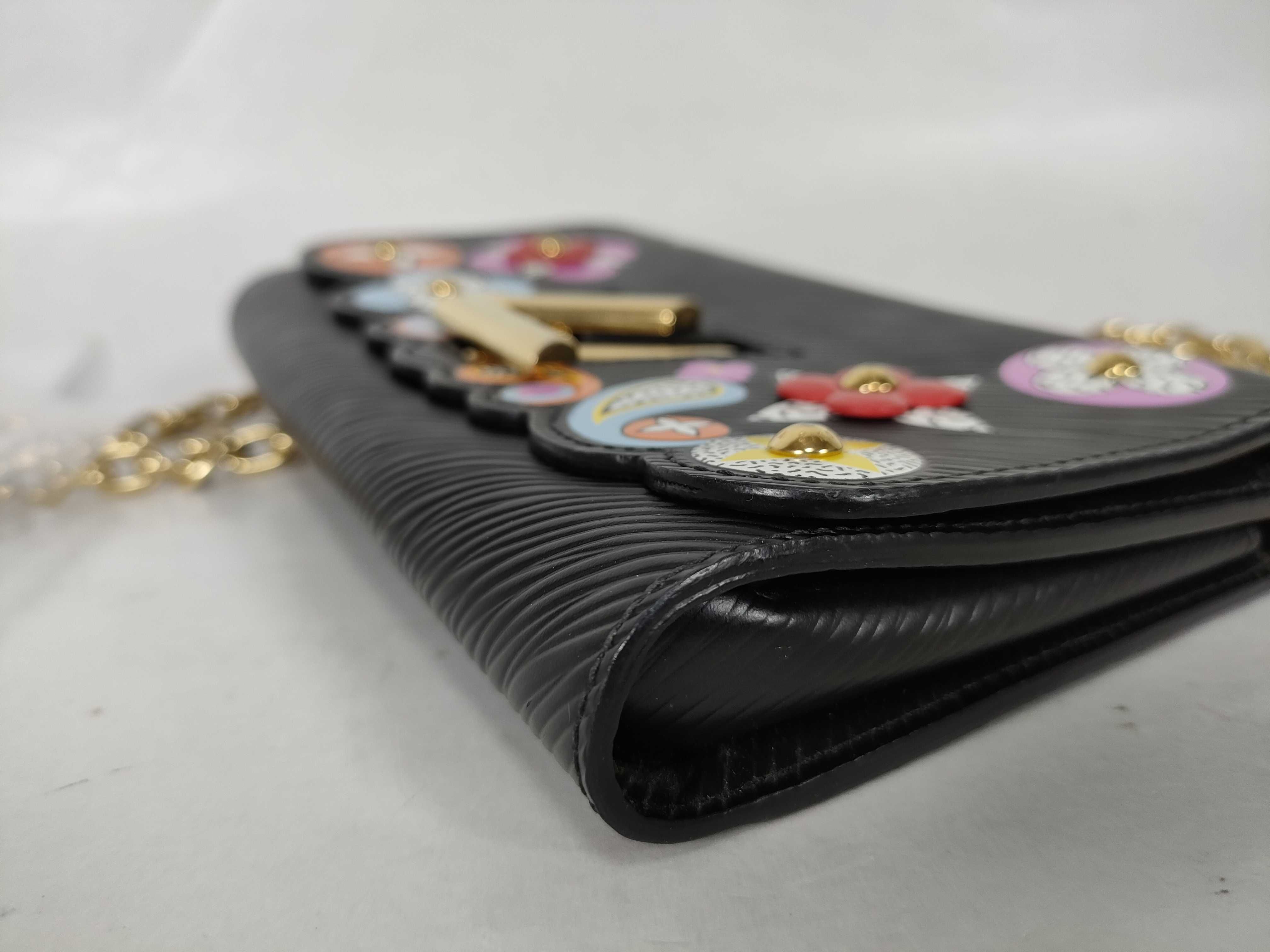 Epi LV Epi Chain Shoulder Bag — view 12