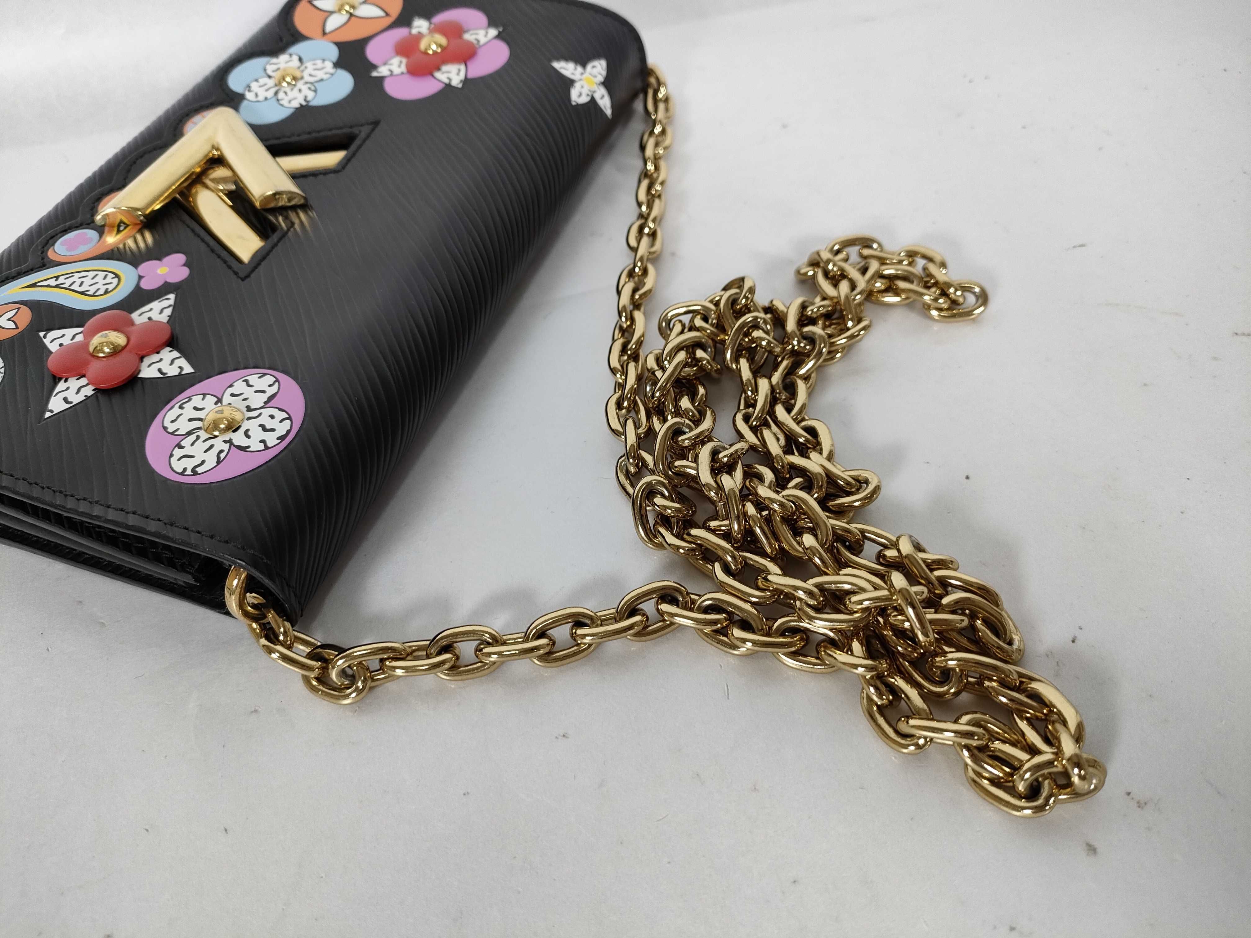Epi LV Epi Chain Shoulder Bag — view 3