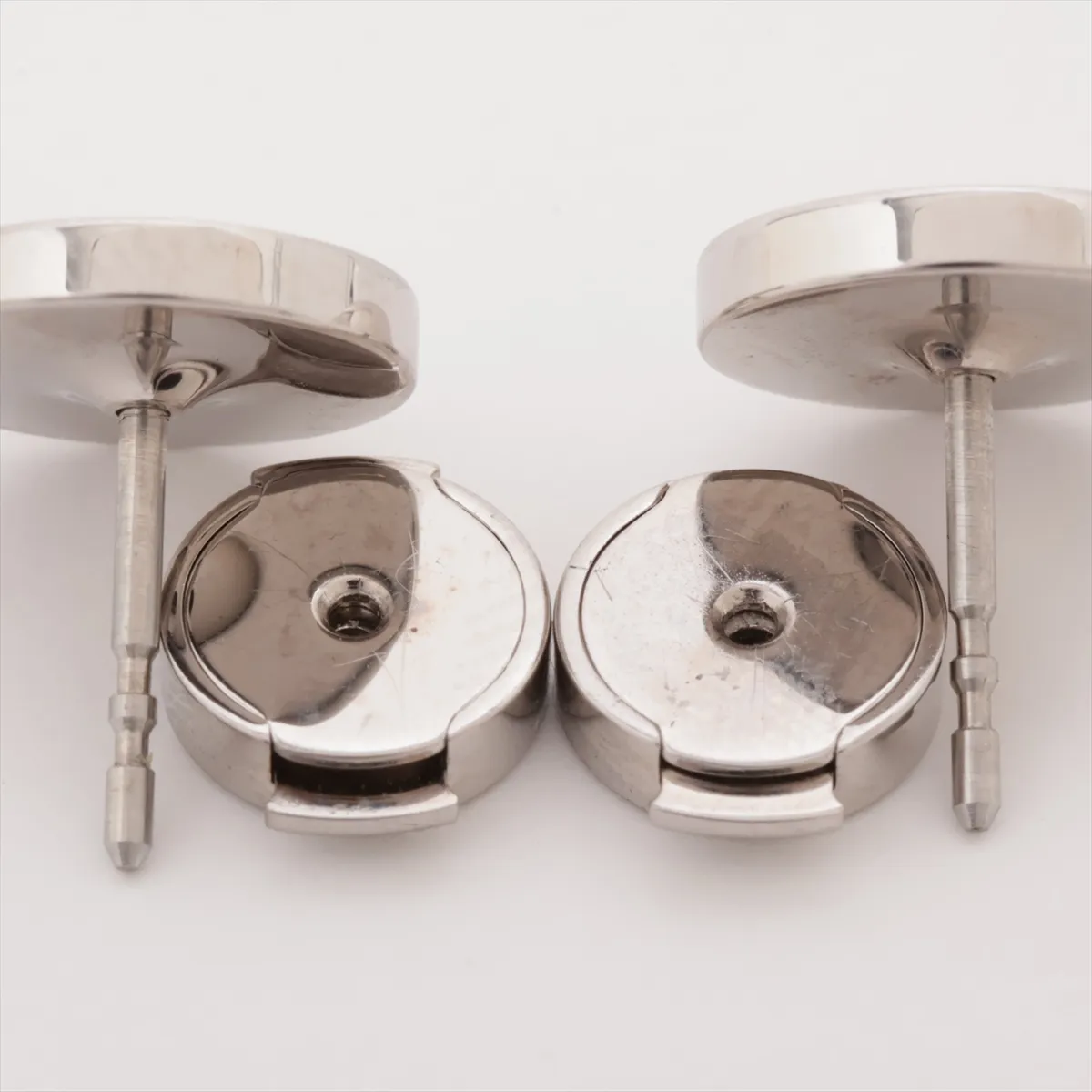 Logo Earrings (for both ears) Metal Silver x Orange Thread — view 4