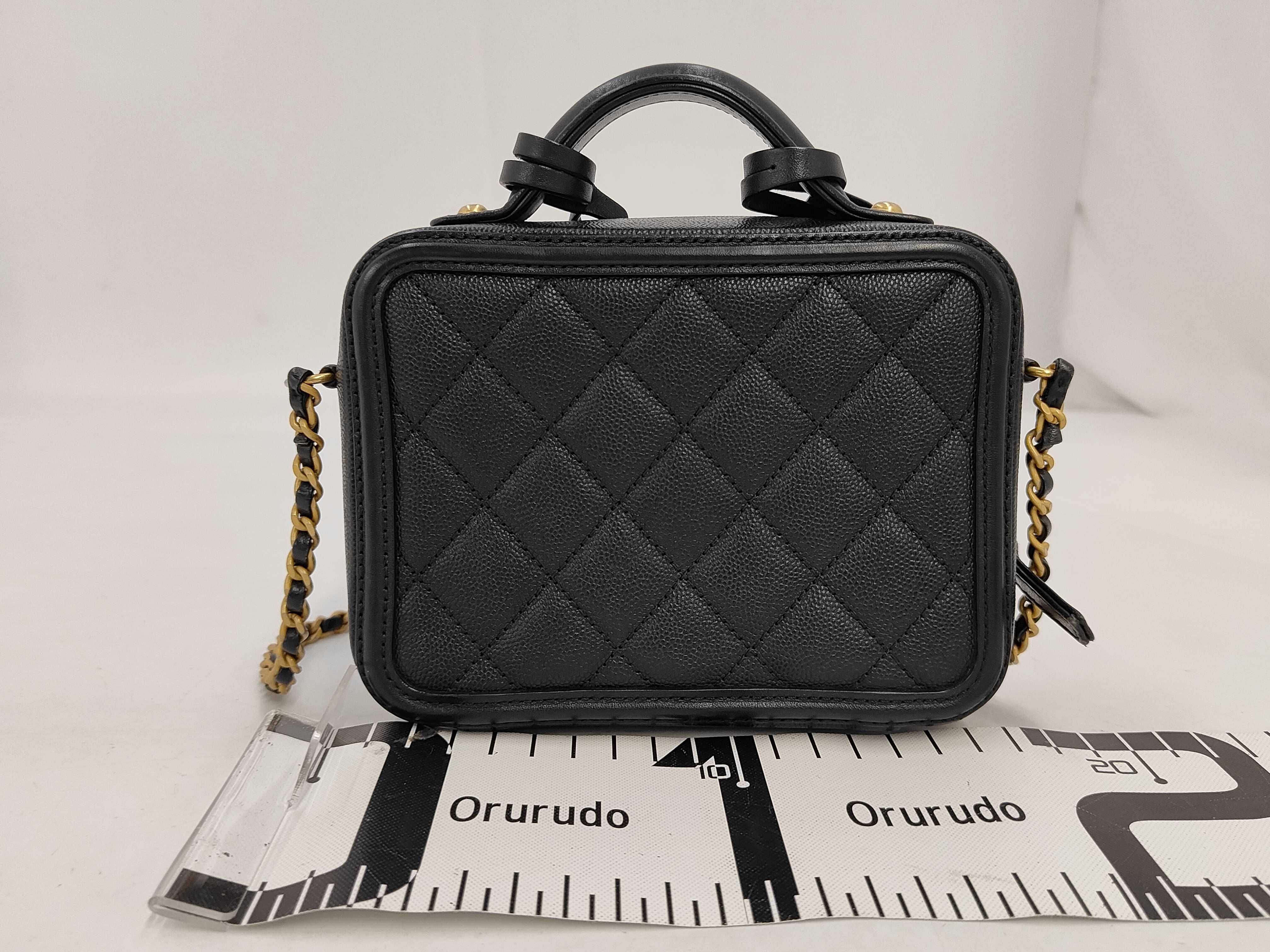 CC Filigree Vanity Bag Shoulder Bag — view 2