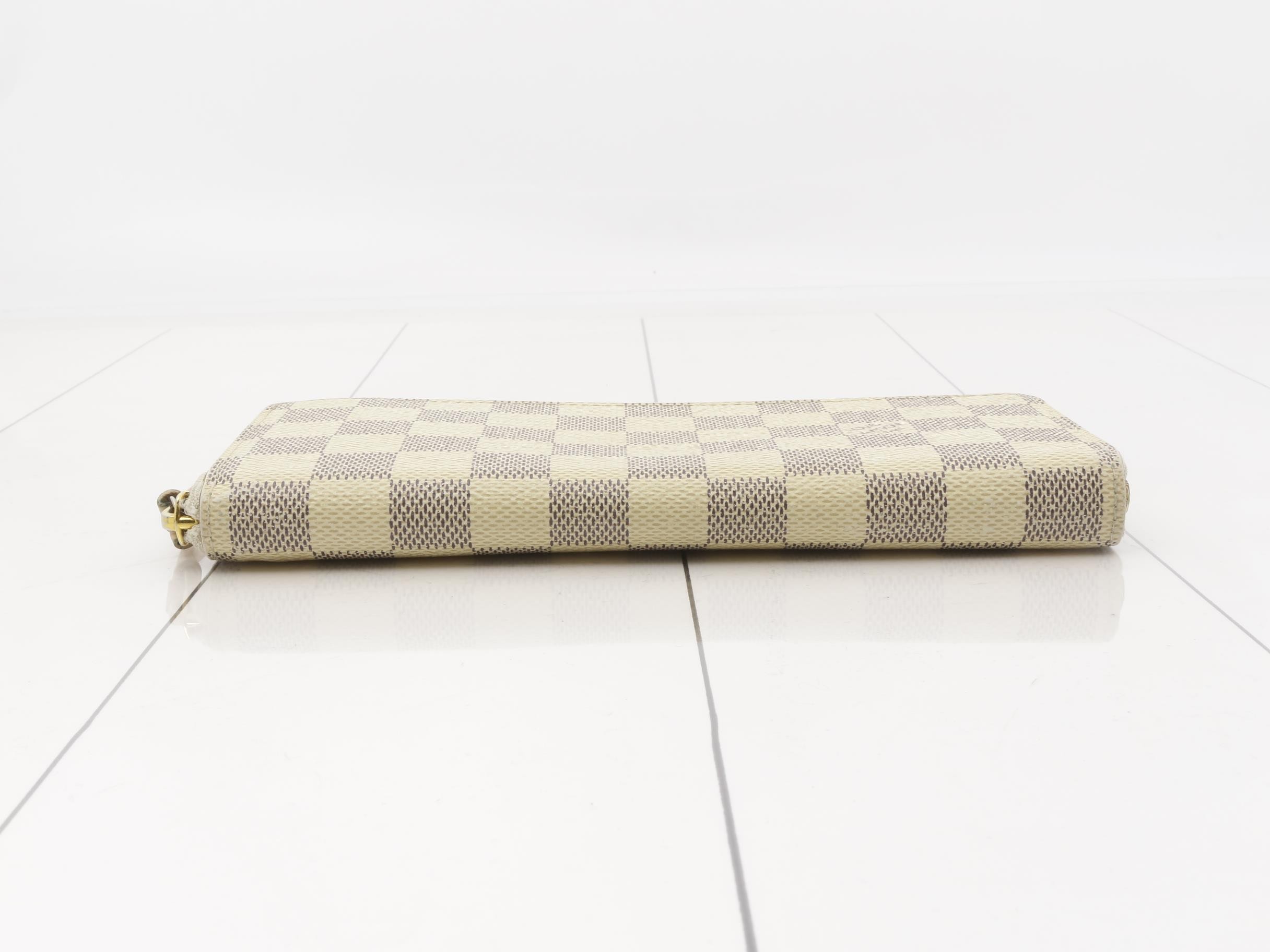 Portefeuille Clemence Azur Round Zipper Long Wallet N61210 — view 3