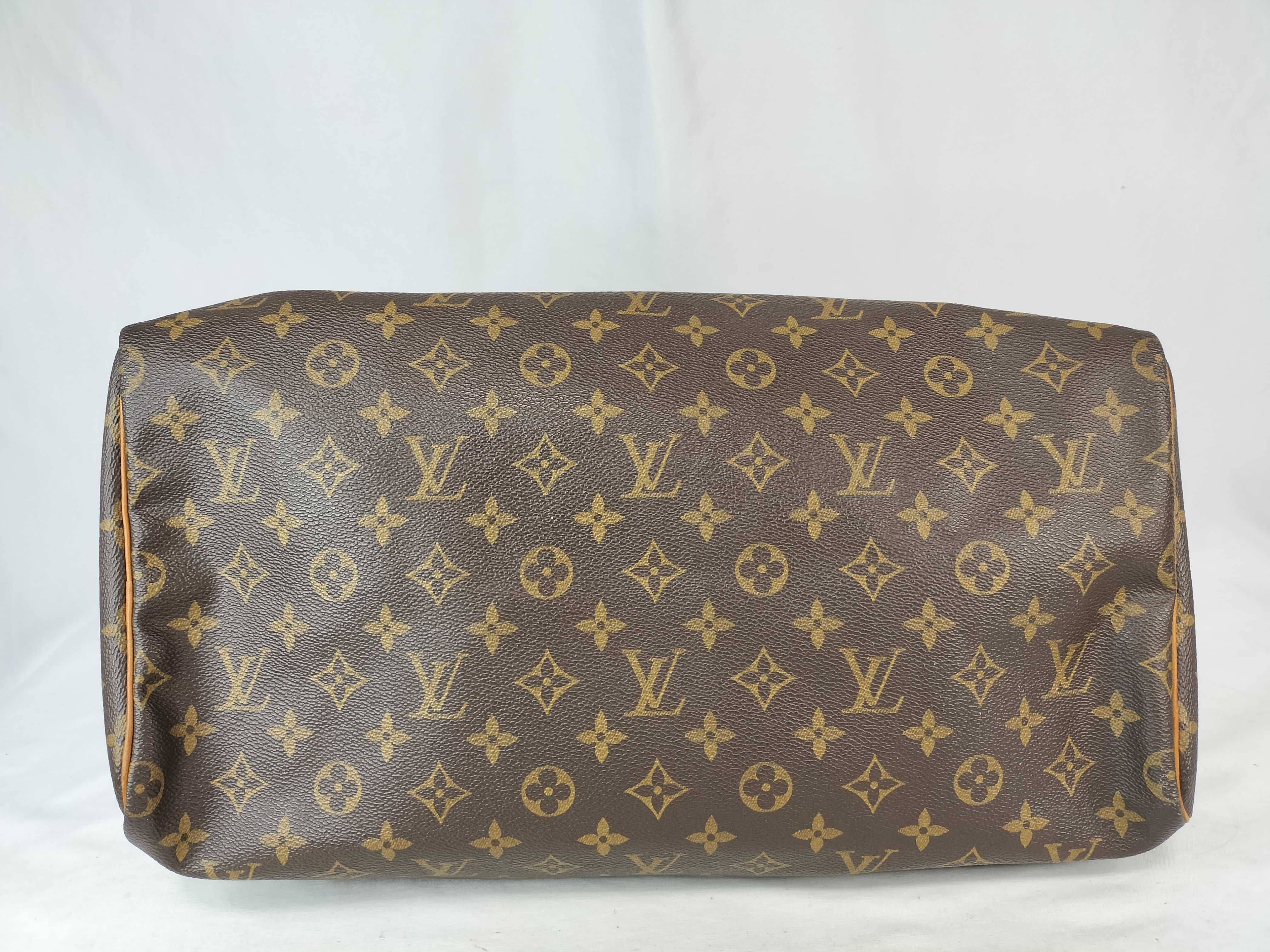Monogram Speedy 40 SP0957 Handbag (The pull tab has been glued back on.) — view 8