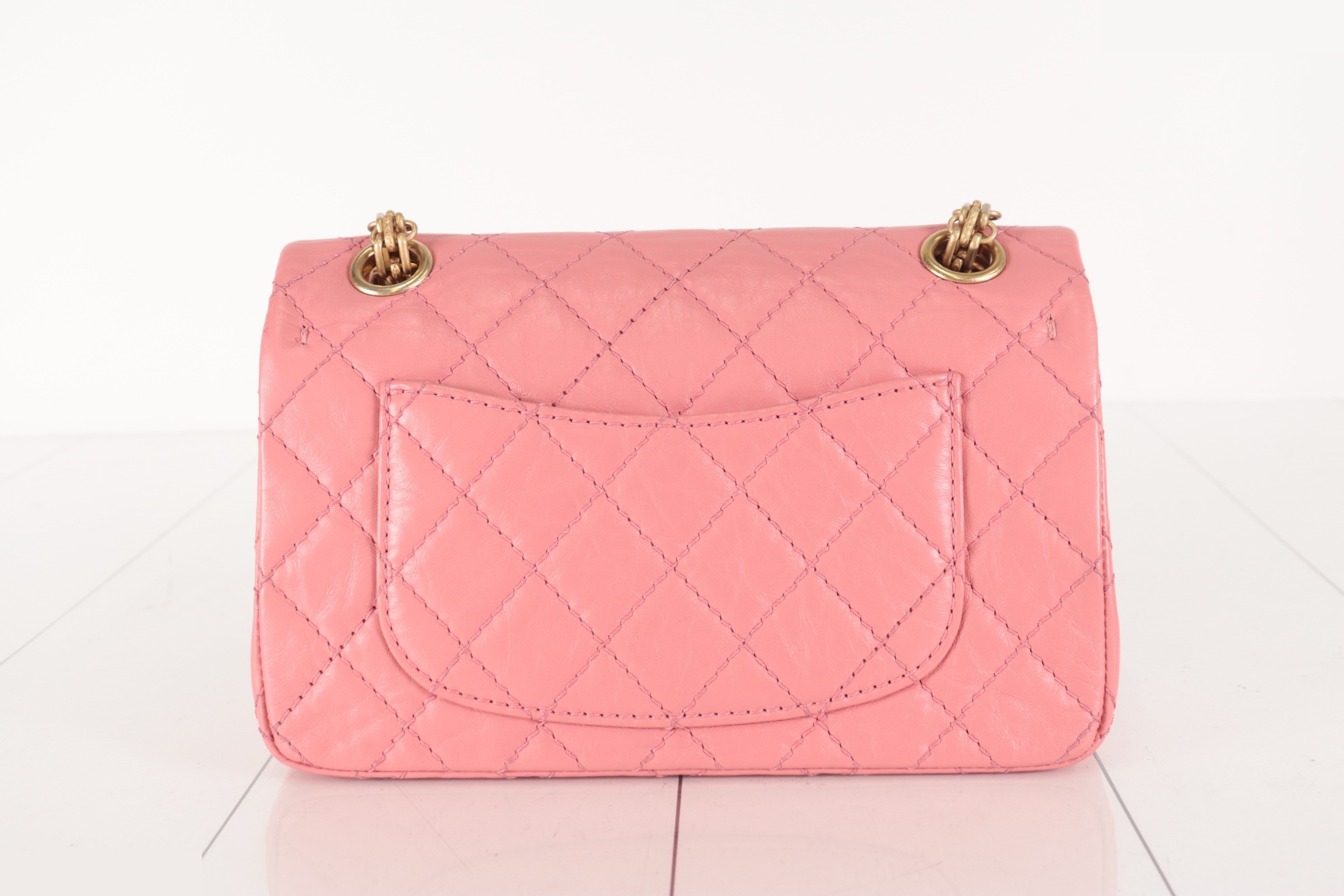 2.55 Leather chain shoulder bag, pink, item number 29 — view 2