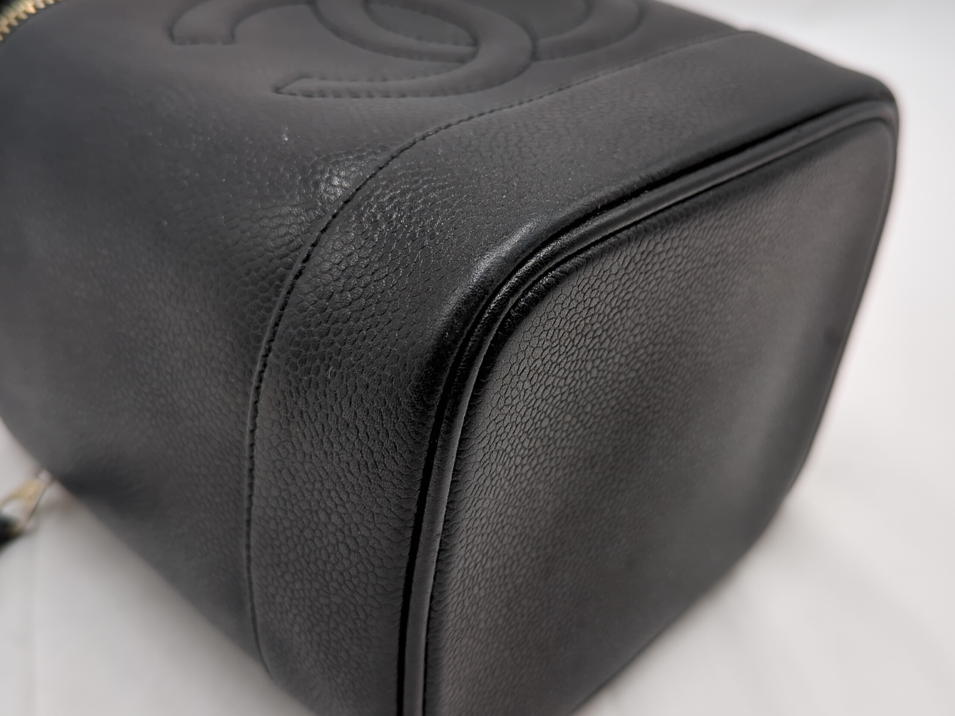 Caviar Skin Vanity Black Handbag — view 3