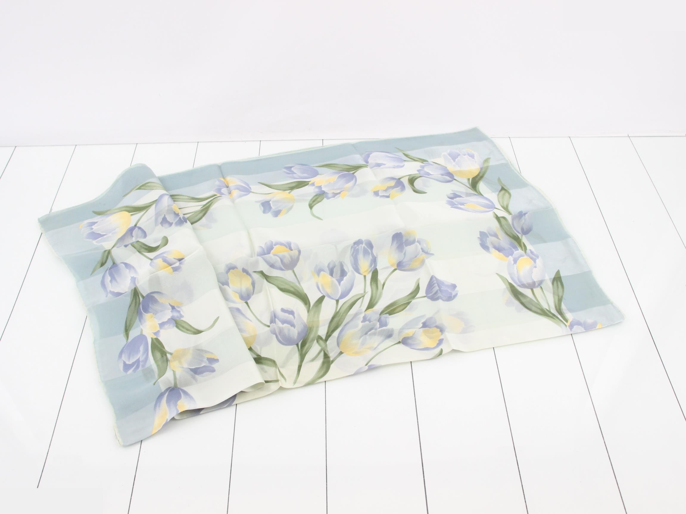 scarf — view 3