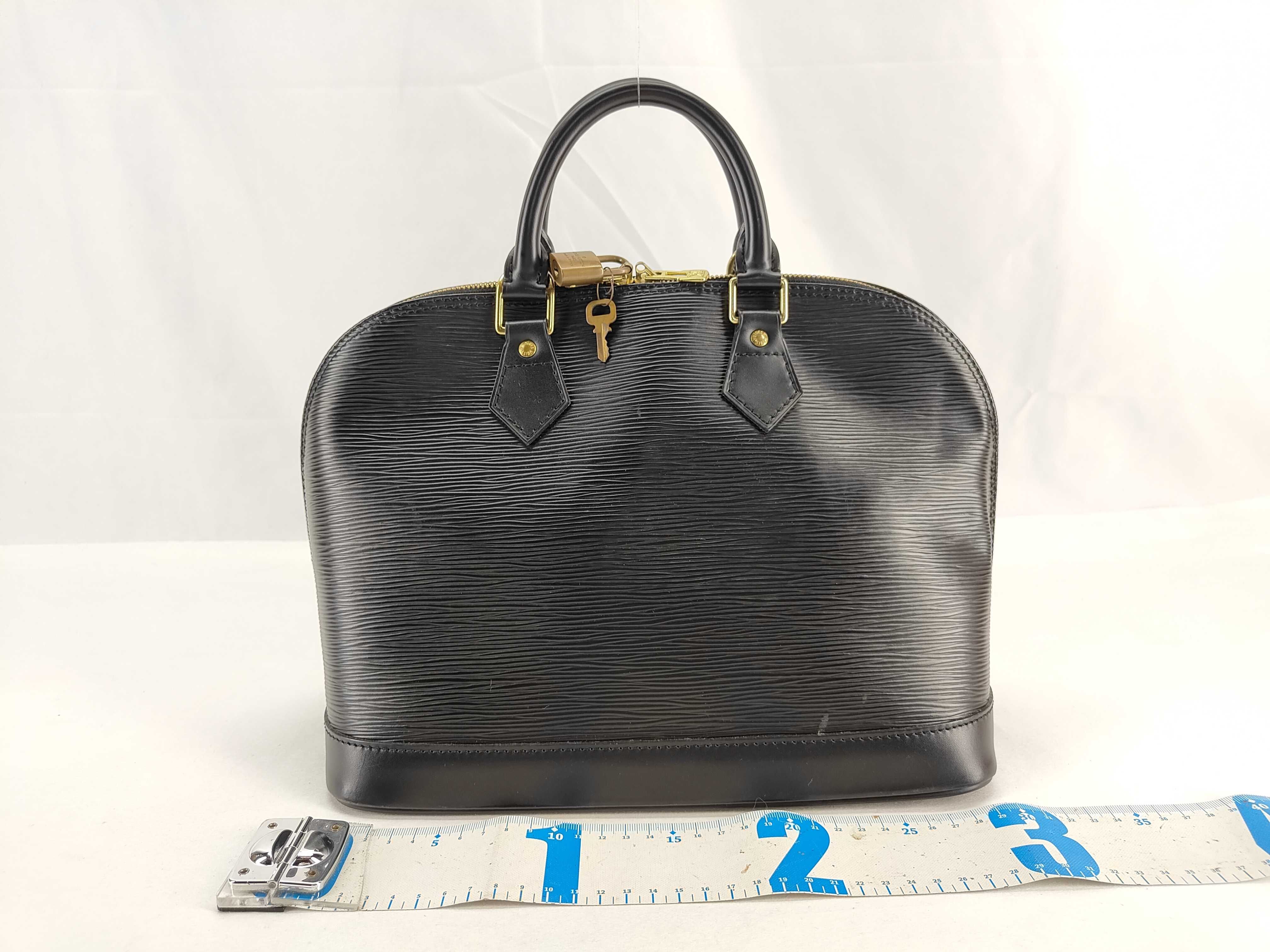 Epi Leather Alma M52142 Black AR0968 Handbag — view 2
