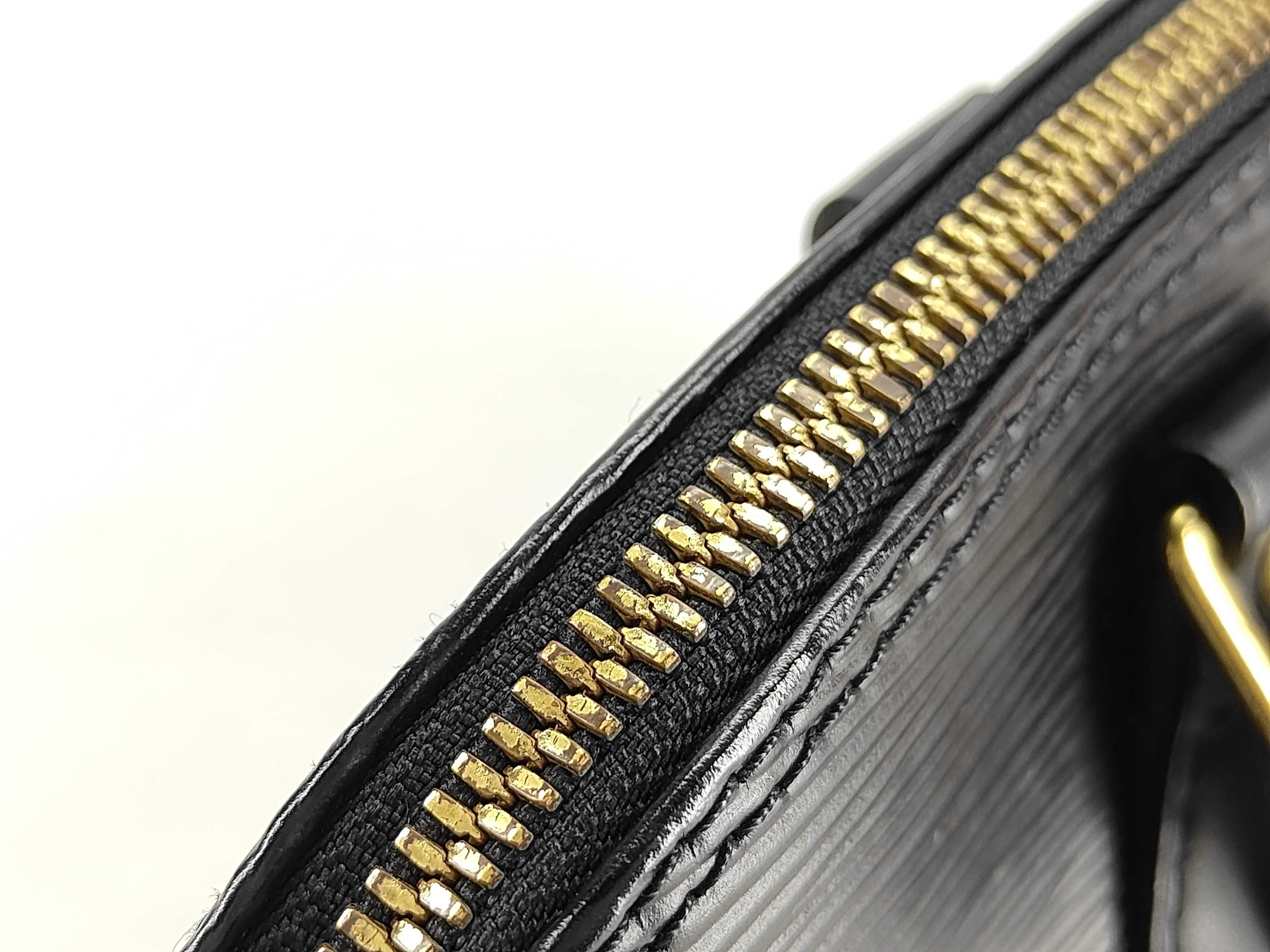 Epi Leather Alma M52142 Black AR0968 Handbag — view 9