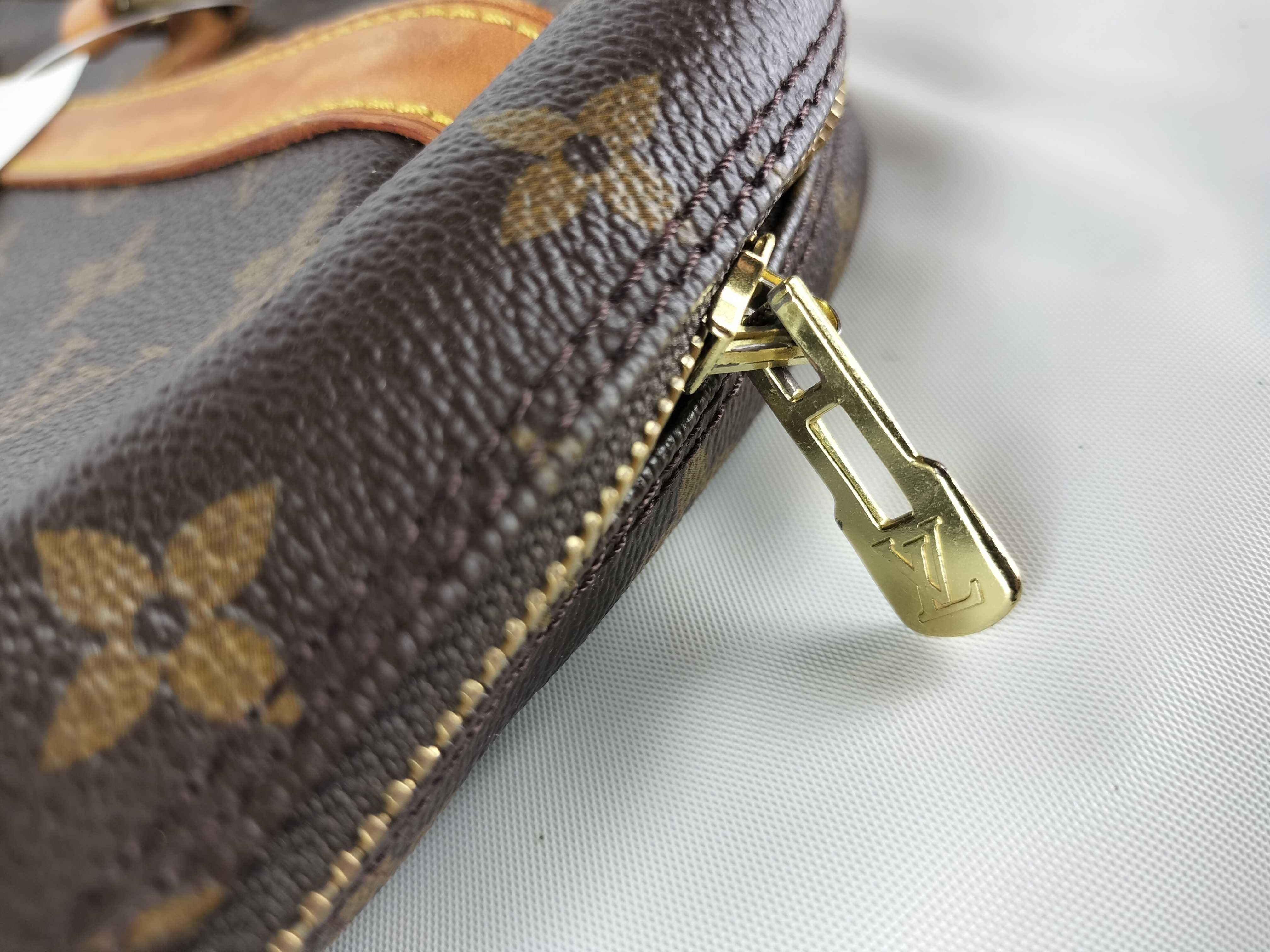 Monogram M53343 Porte Documents Pegase Handbag — view 7