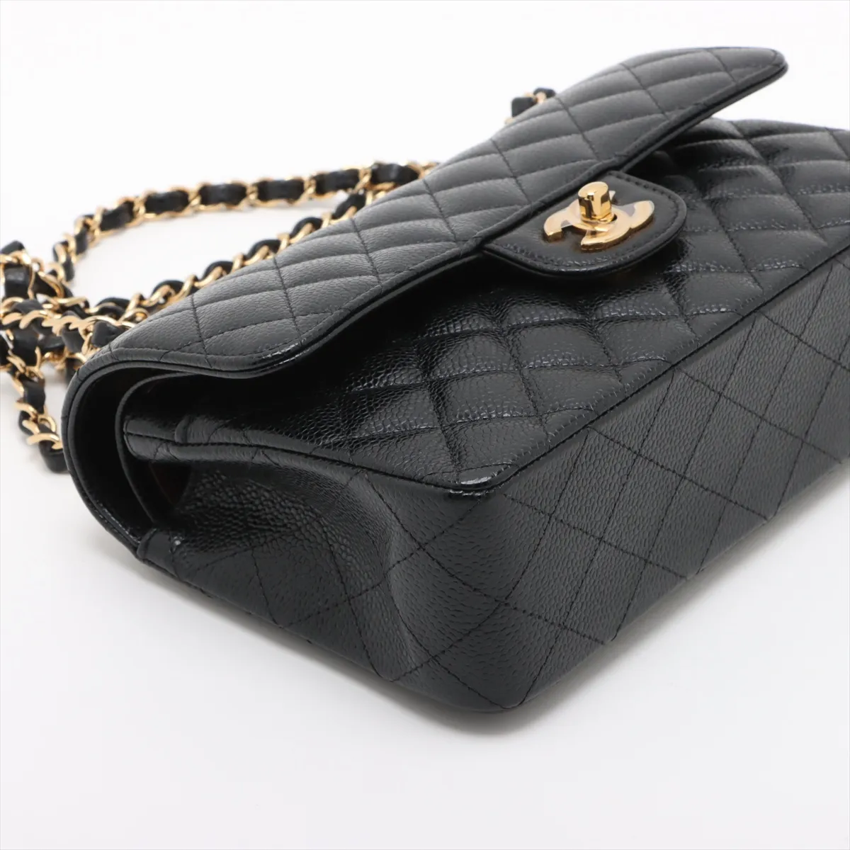 [Individually wrapped] Chanel Matelasse 23 caviar skin double flap double chain bag black gold hardware PC09U55H random plate A01113 — view 4