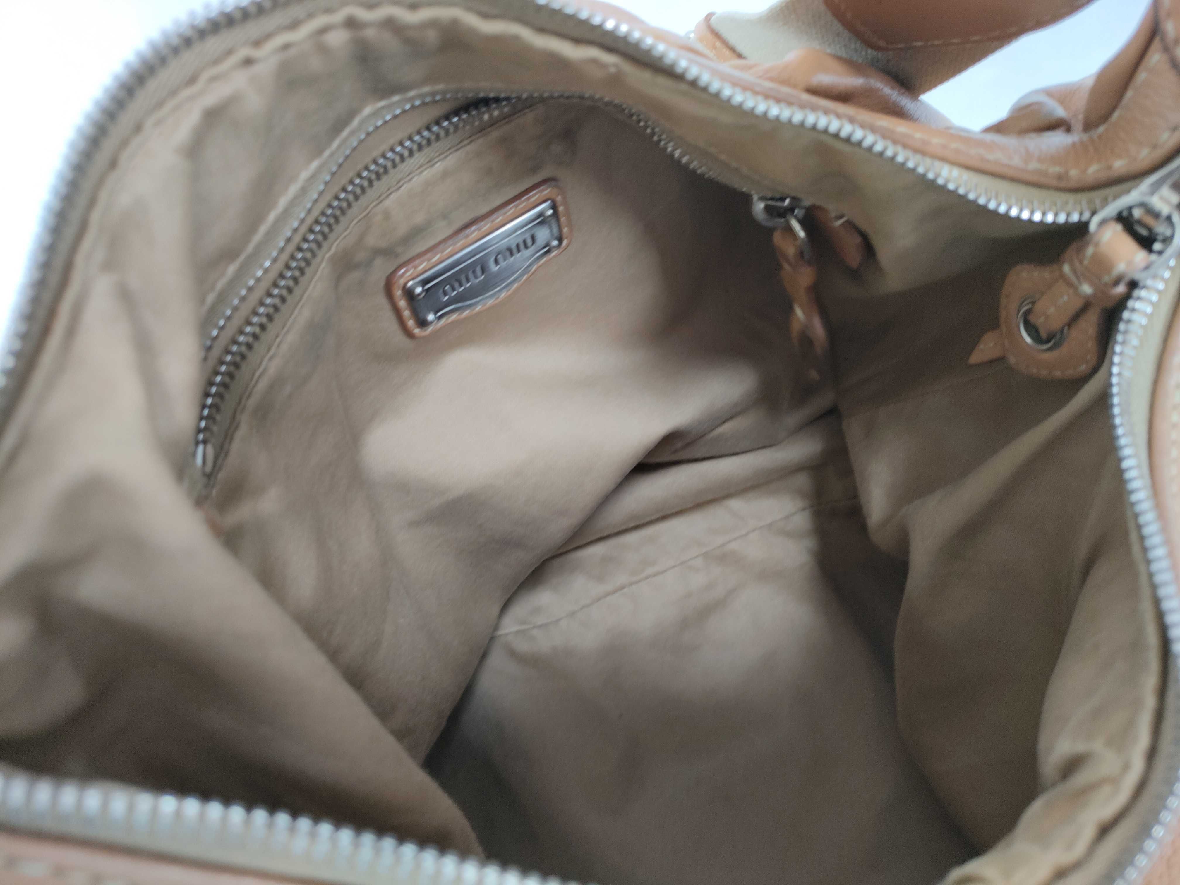 Leather Hobo Shoulder Bag (2-Way Shoulder Bag) — view 11