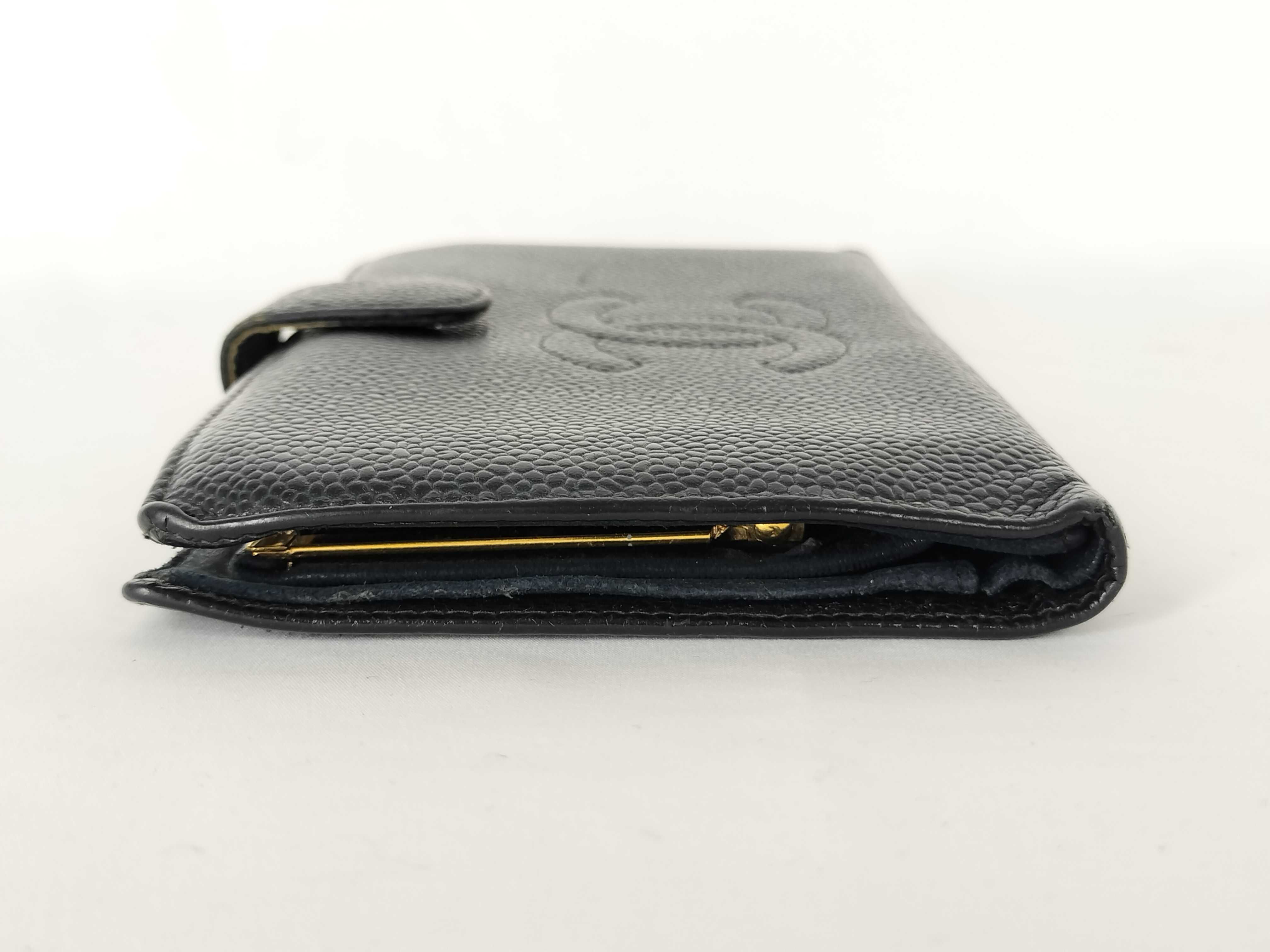 Caviar Skin Coco Mark Clasp Long Wallet — view 13