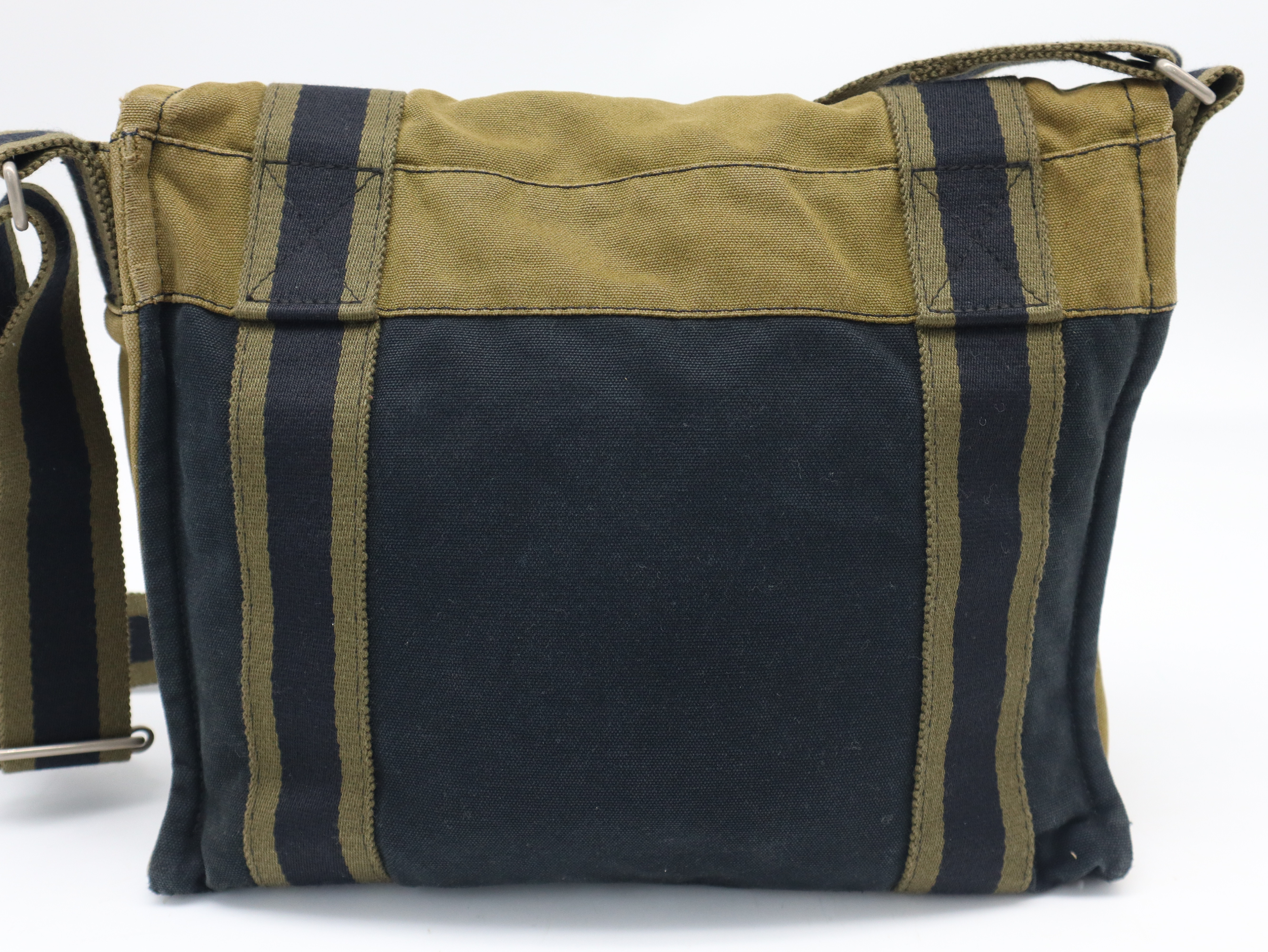 SAC Fourre-Tout Bassas PM Shoulder Bag Black Khaki Shoulder Bag — view 2
