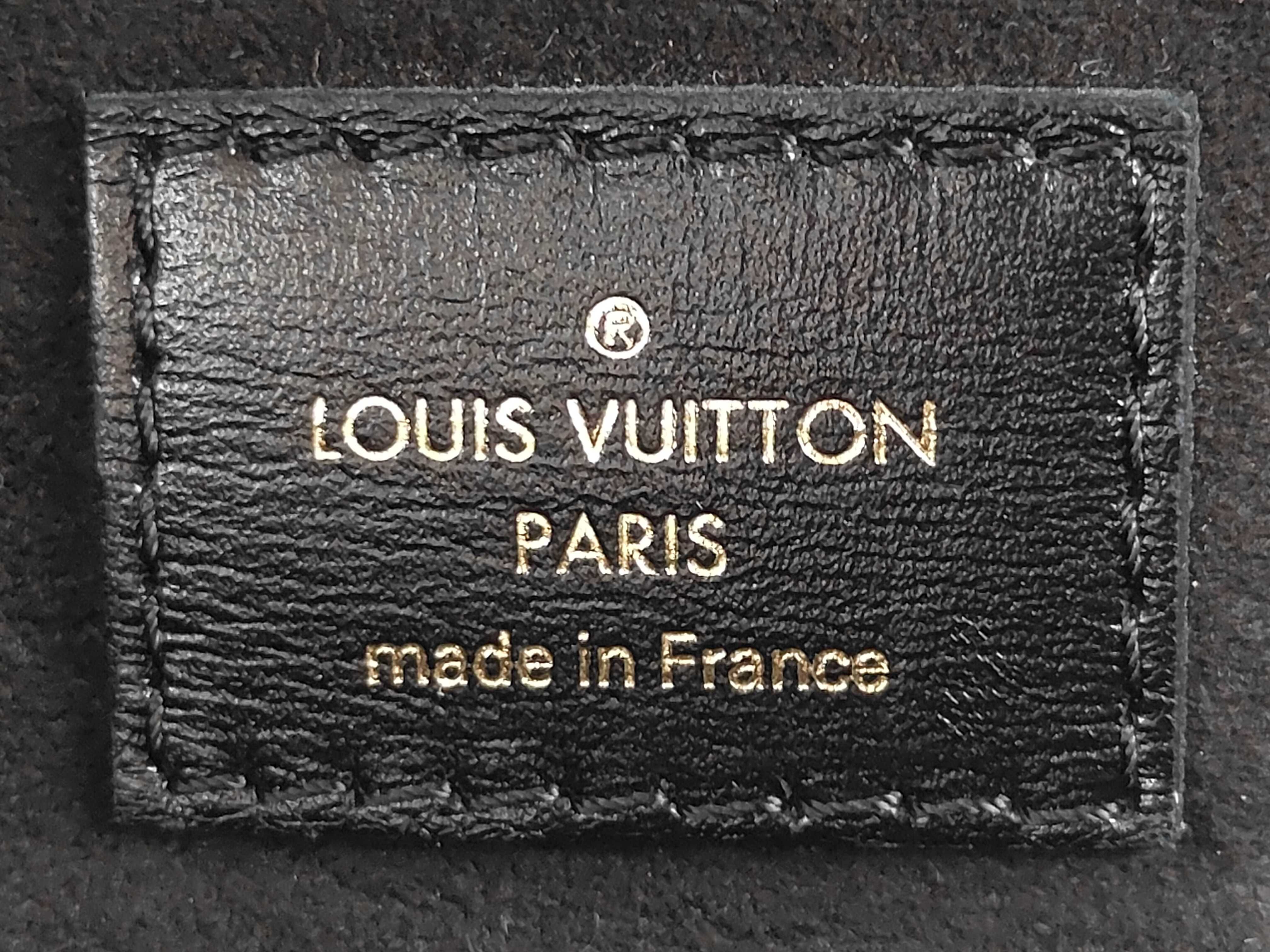Pochette Métis MM Monogram Reverse M44876 RFID-protected handbag — view 13