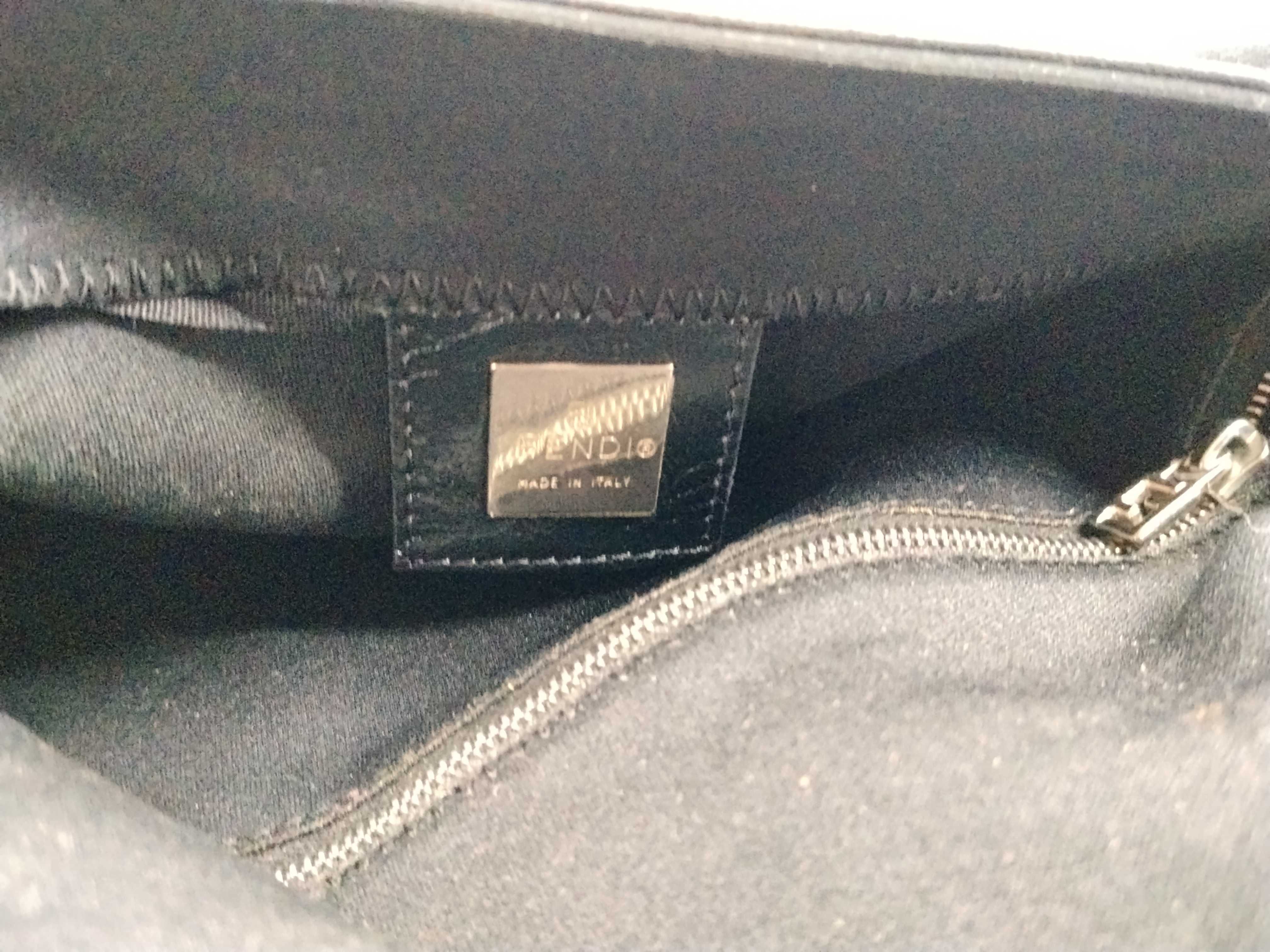 Mamma Bucket Black Cotton Jersey Shoulder Bag — view 15