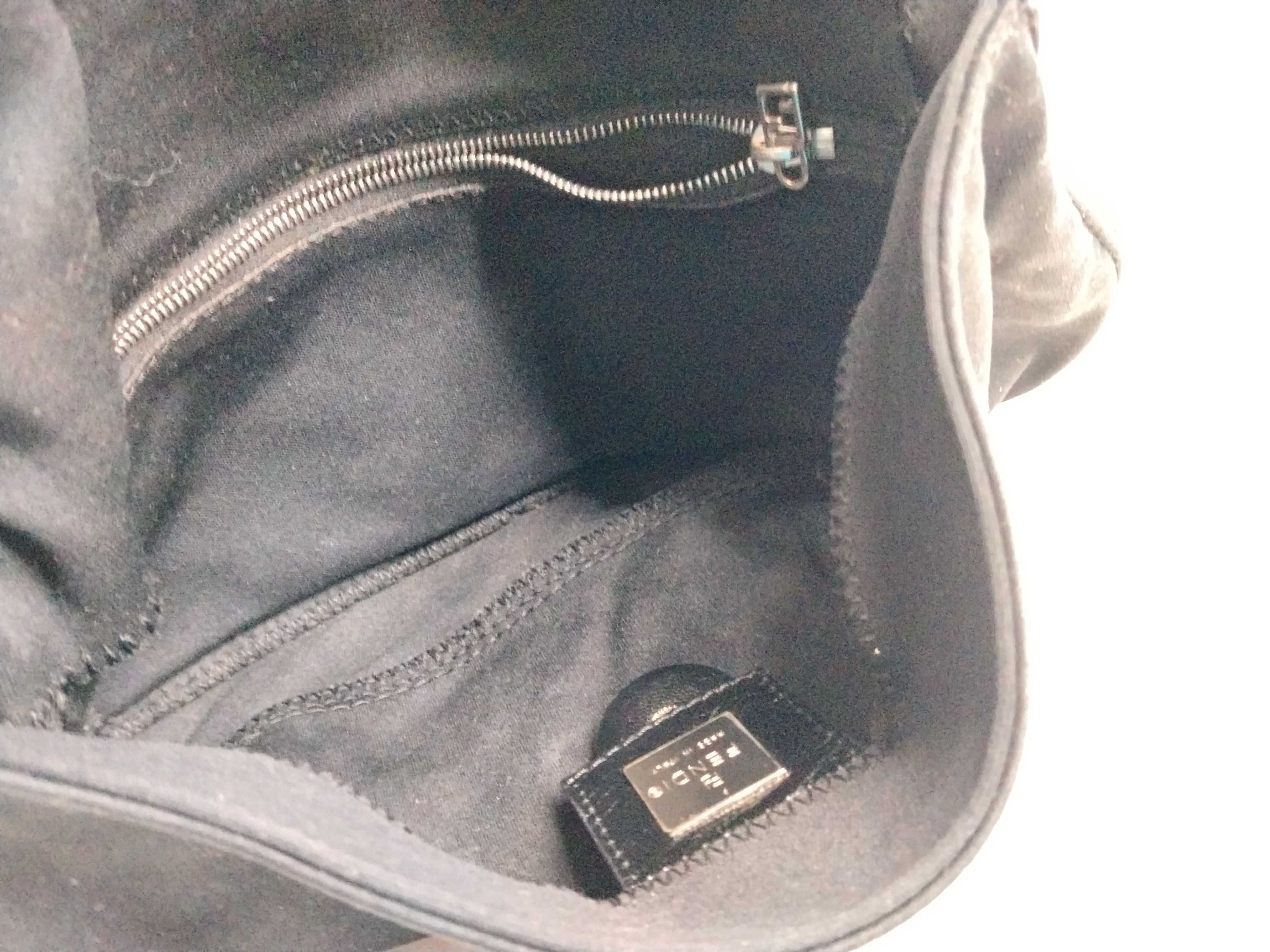 Mamma Bucket Black Cotton Jersey Shoulder Bag — view 10