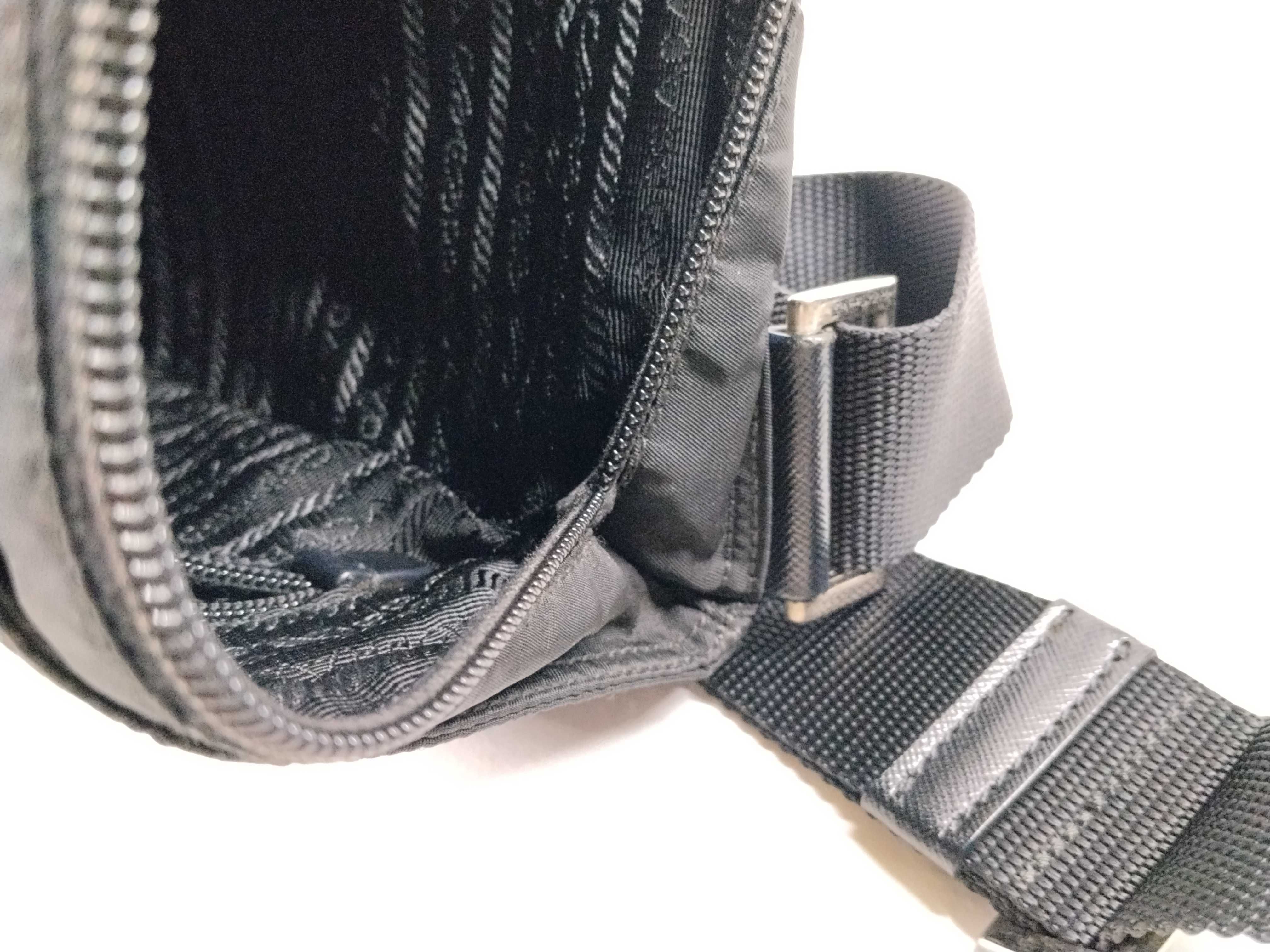 Nylon Shoulder Bag / Black — view 13