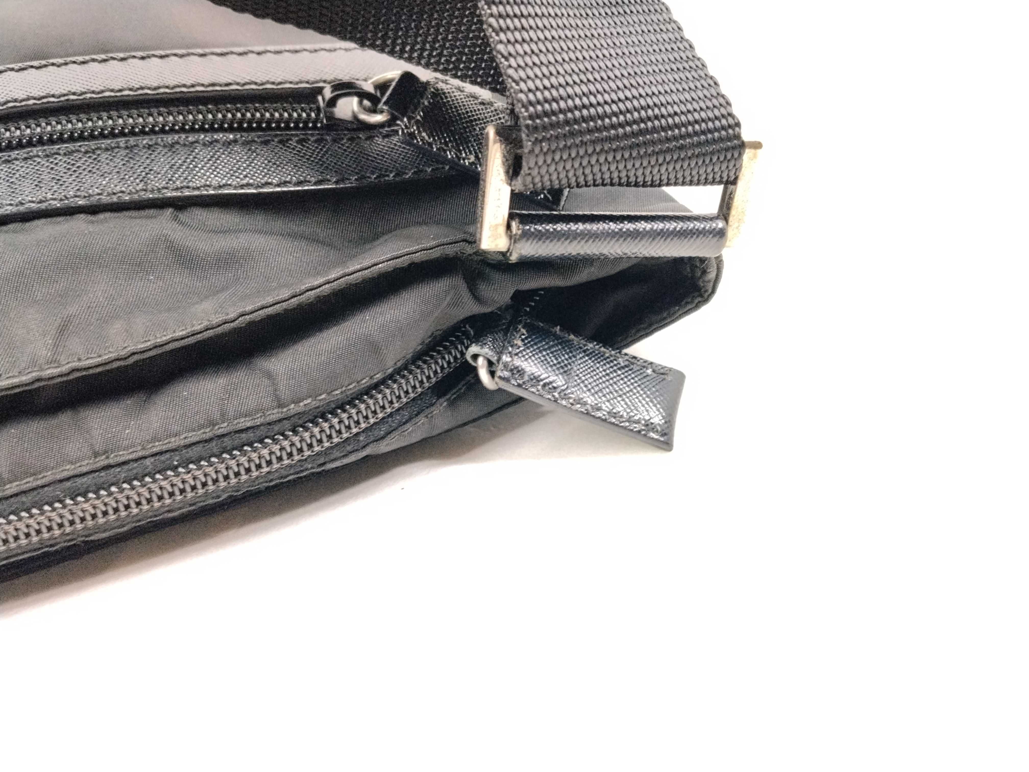 Nylon Shoulder Bag / Black — view 9